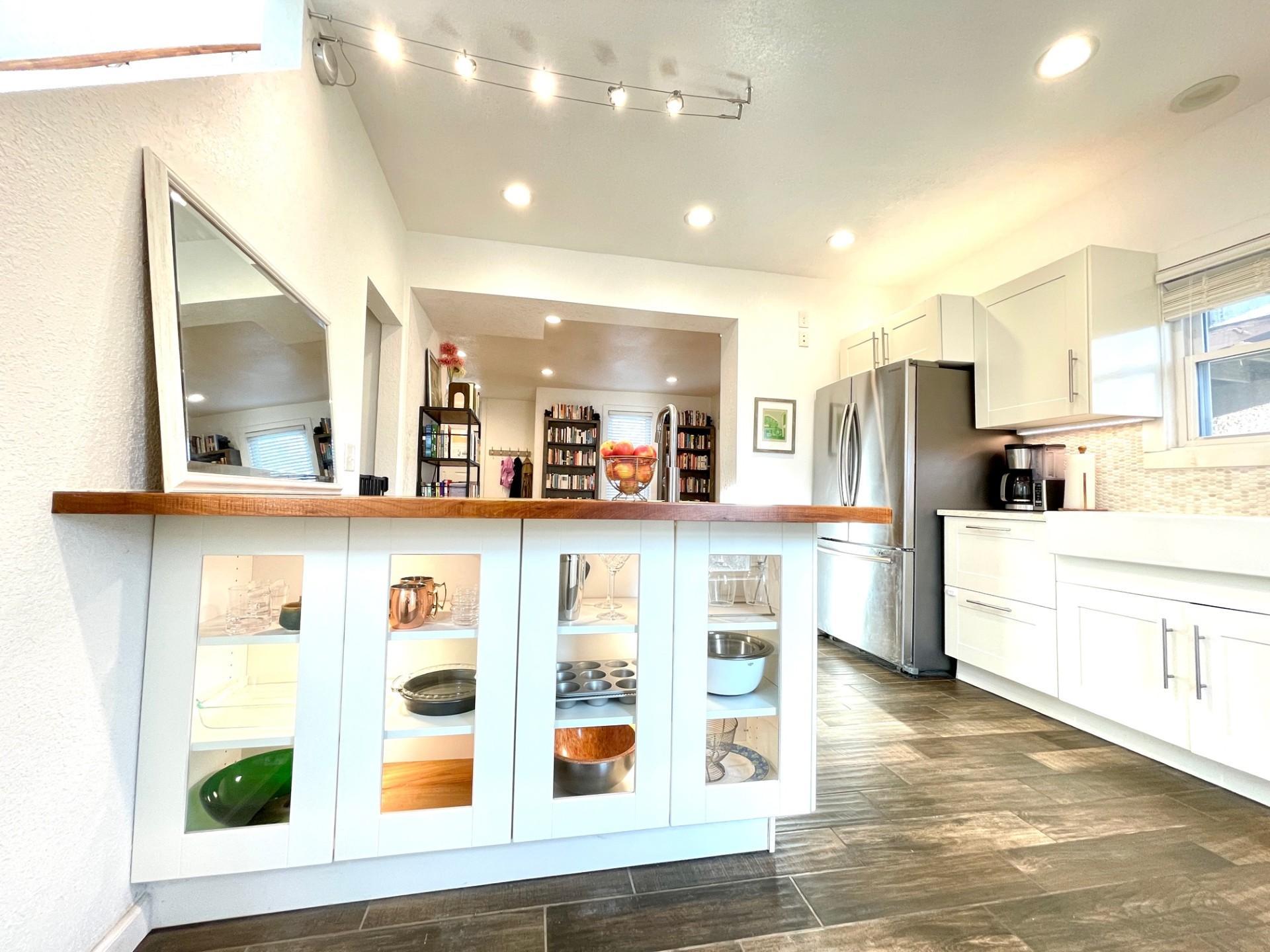 713 N 5th Street