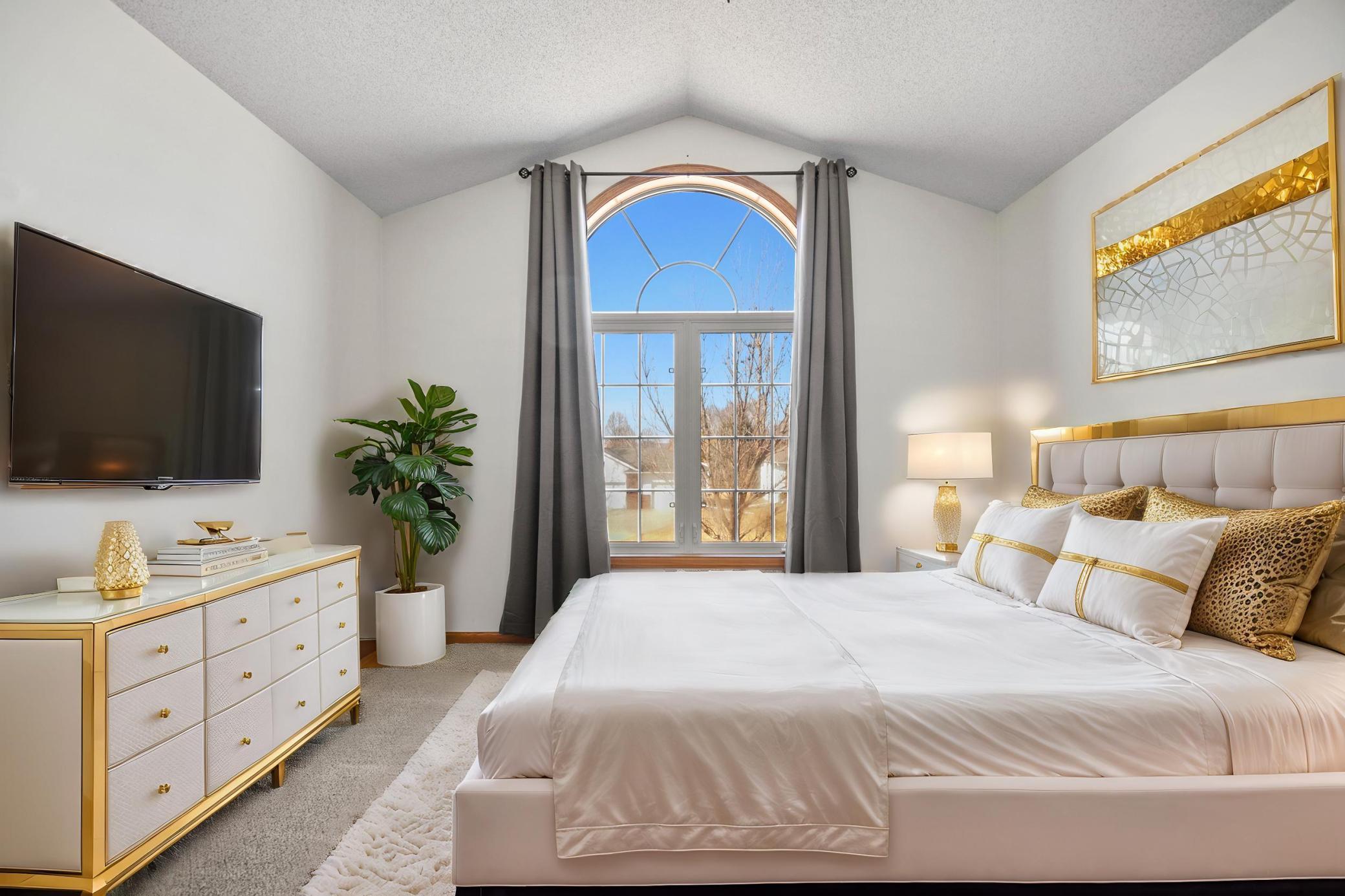 701 Greenhaven Lane NE