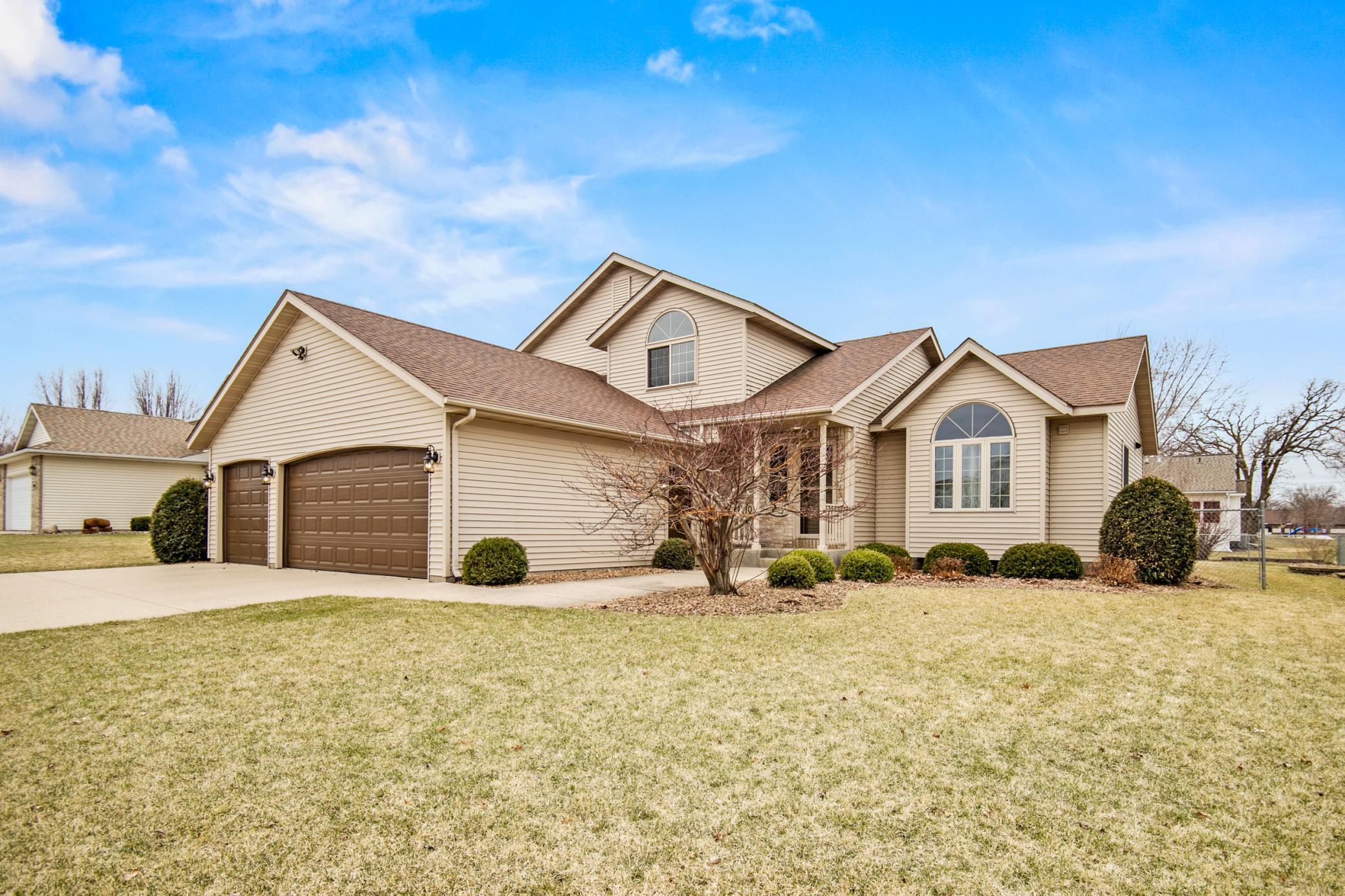 1110 Sunnydale Lane SE