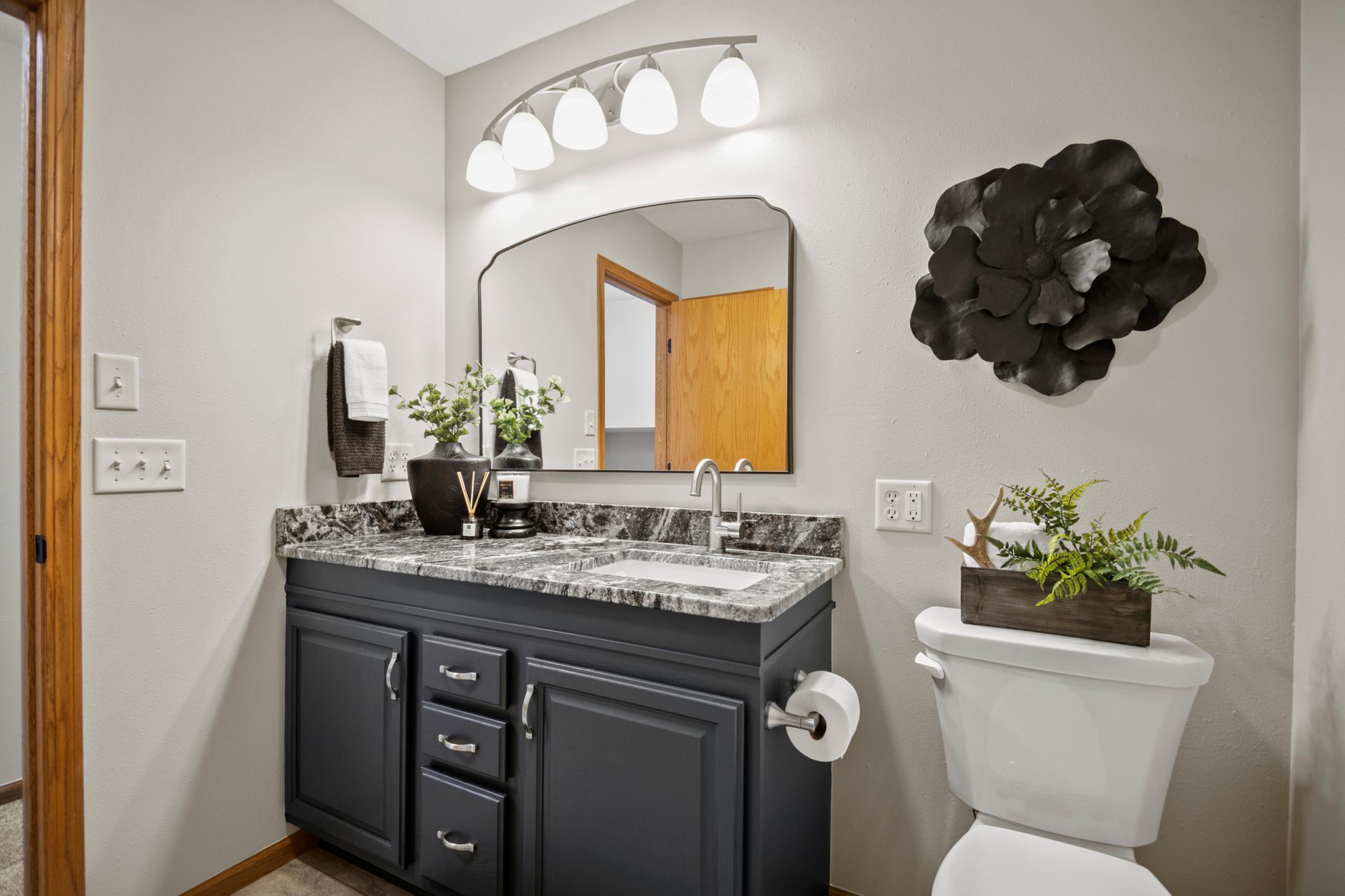 1110 Sunnydale Lane SE