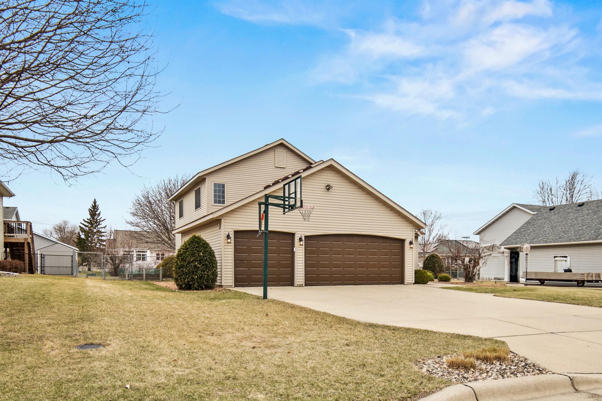 1110 Sunnydale Lane SE