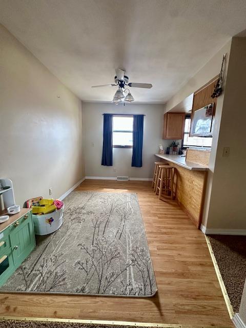 350 16th Street NE