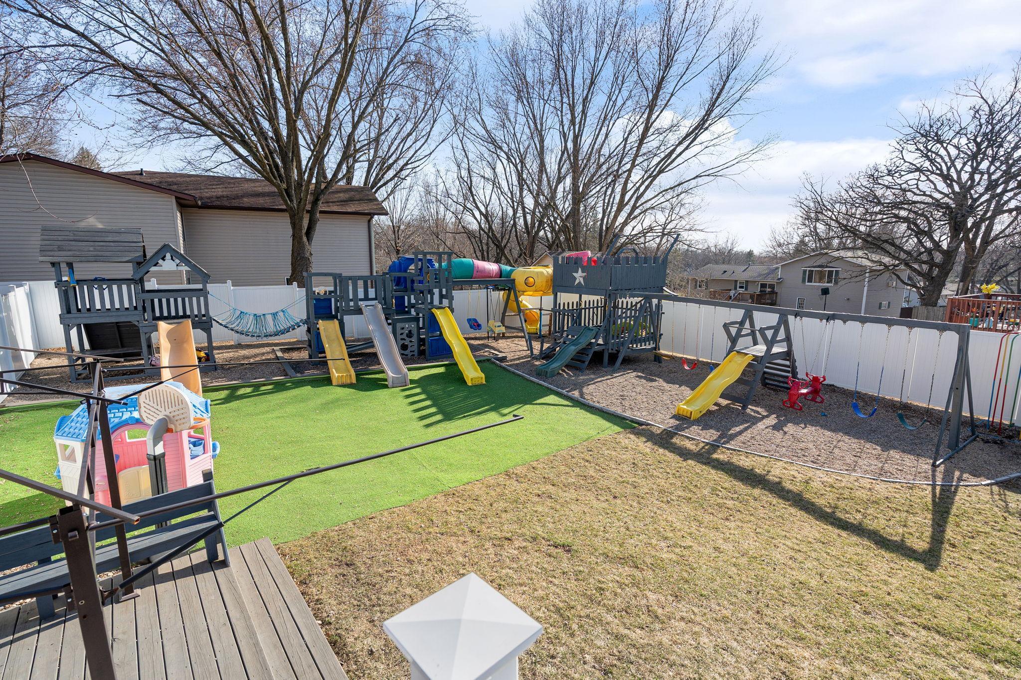 1015 16th Street SW
