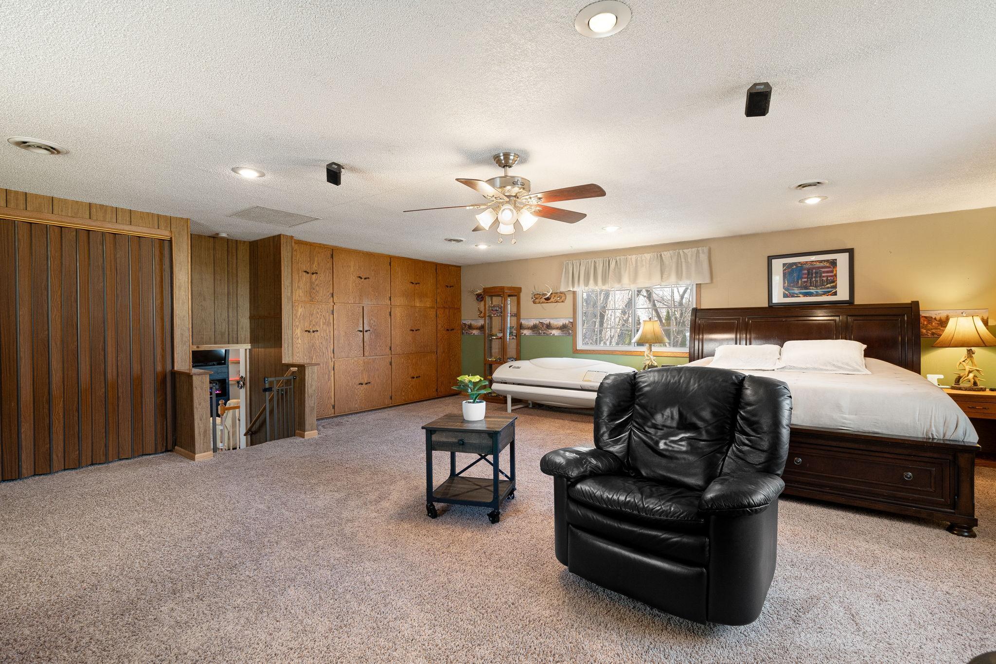 1015 16th Street SW