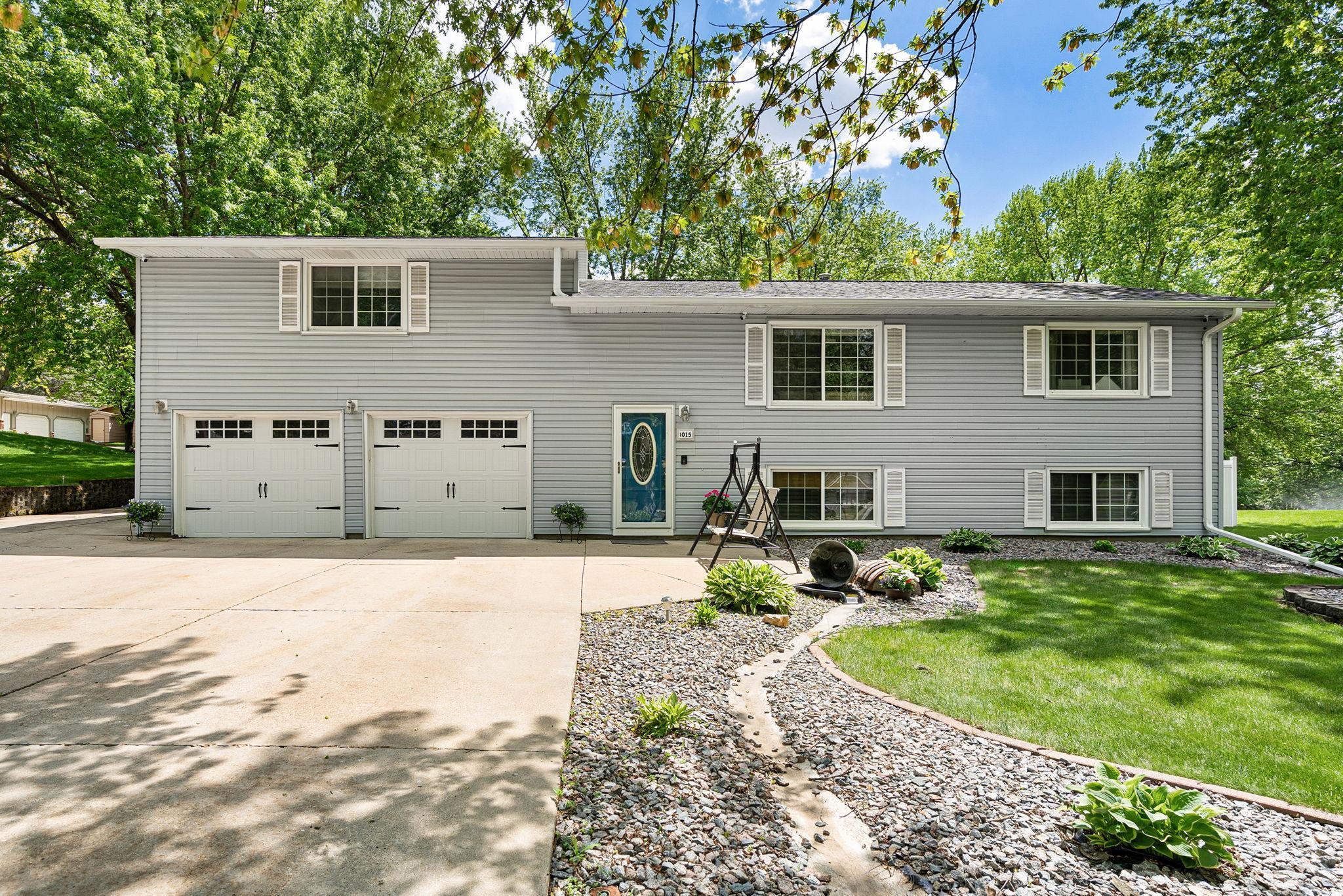 1015 16th Street SW