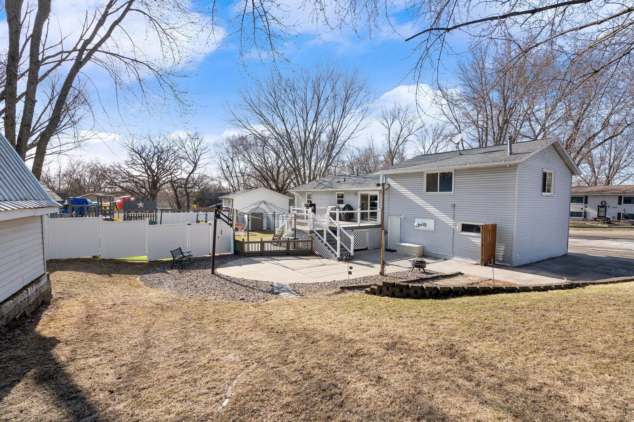 1015 16th Street SW