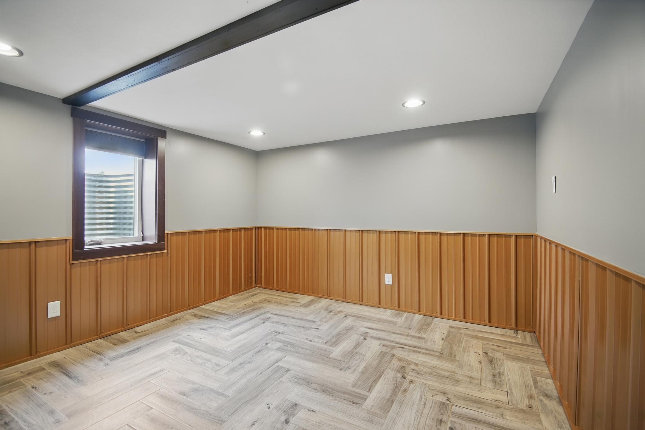235 3rd Street NE