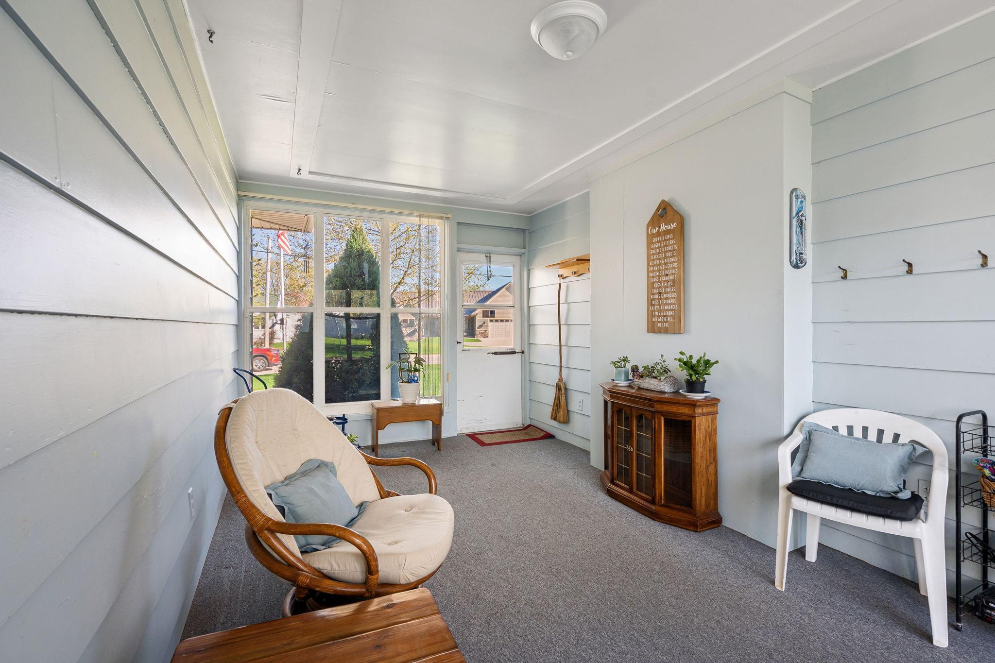 914 NE Mineral Sp Road