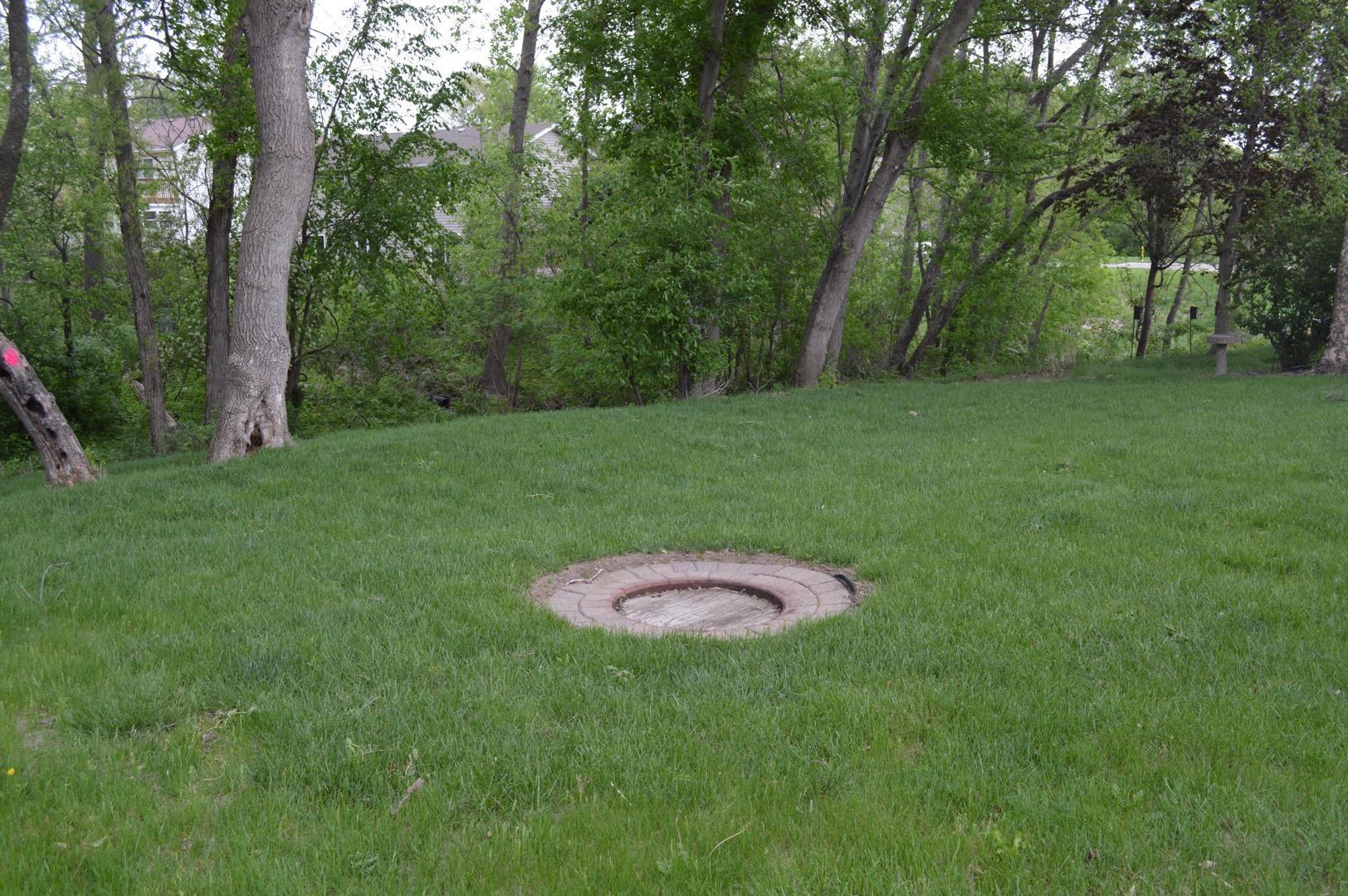 4415 Manorwoods Place NW