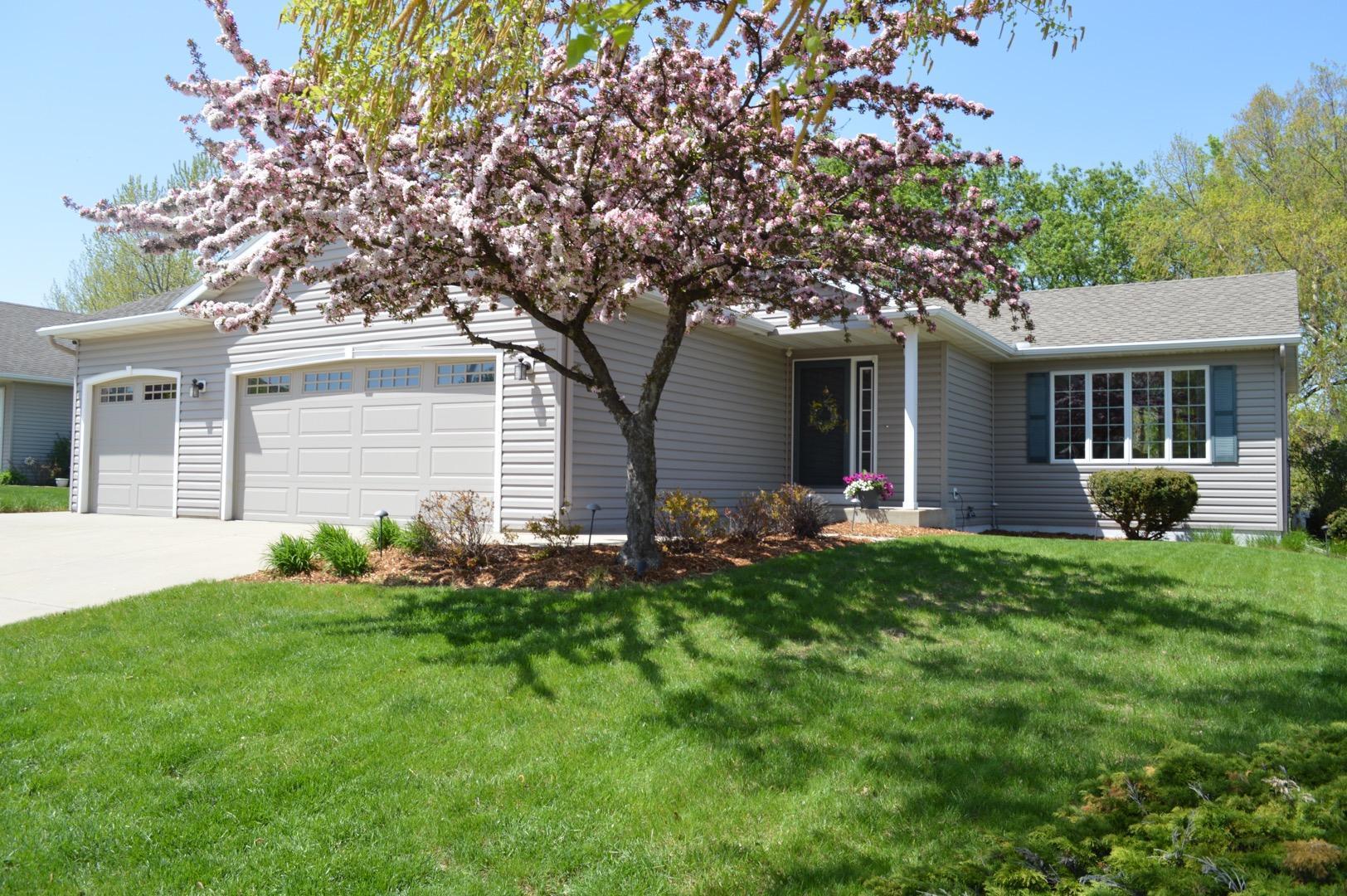 4415 Manorwoods Place NW