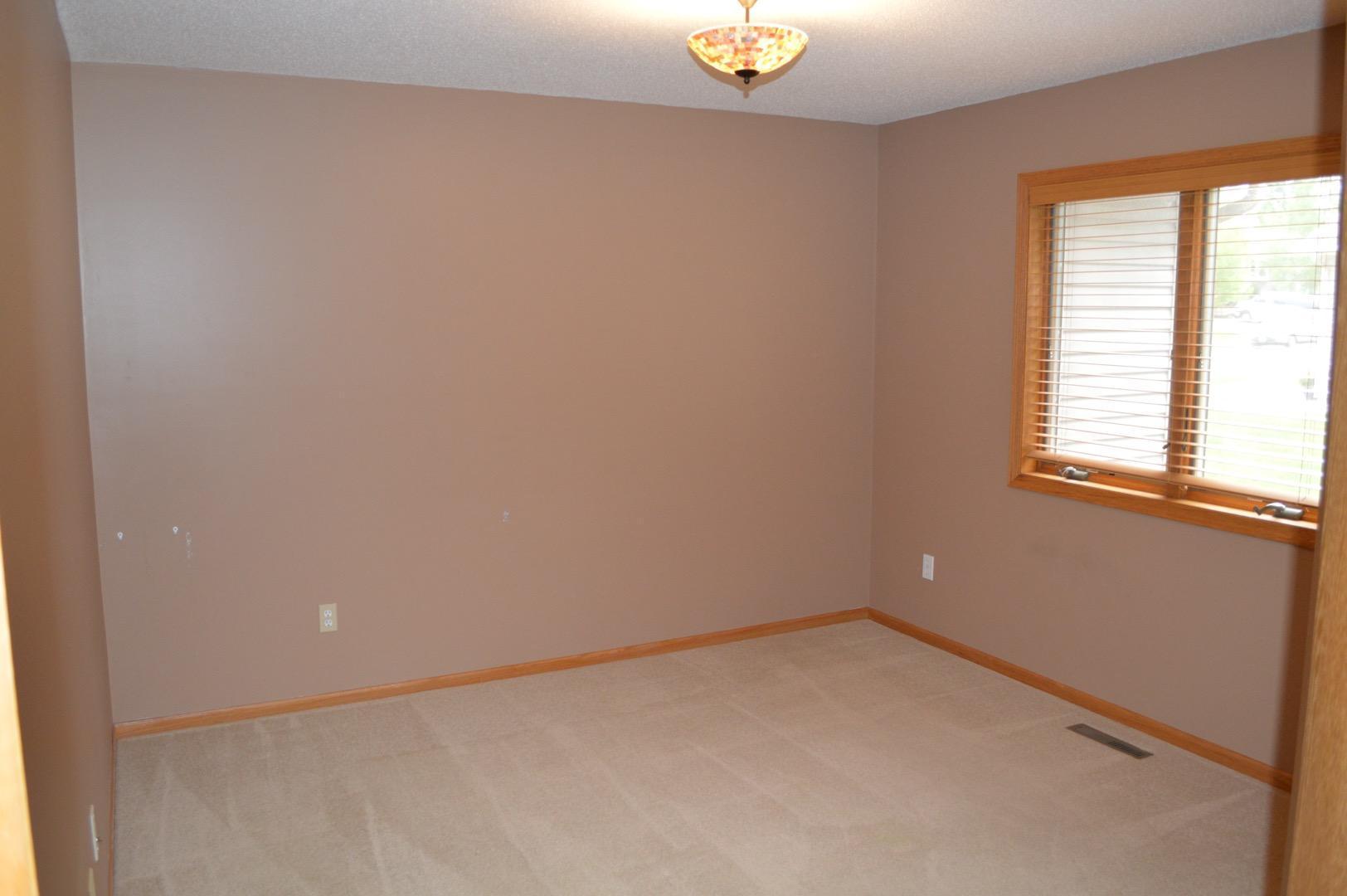 4415 Manorwoods Place NW