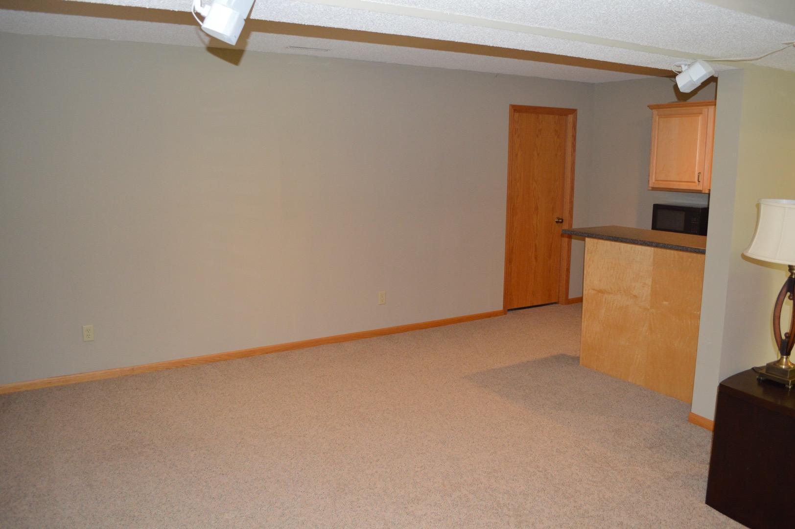 4415 Manorwoods Place NW