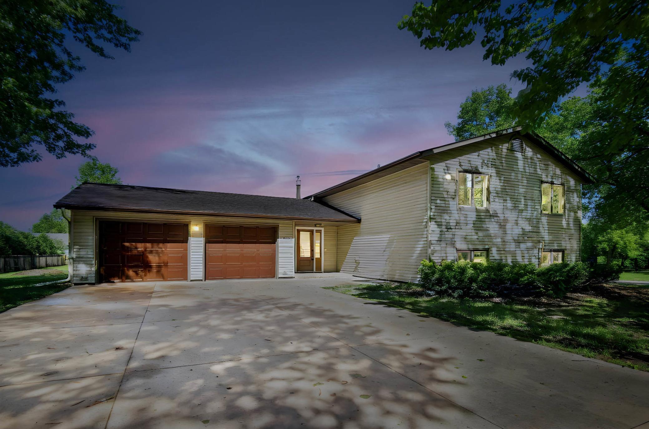 1900 Greenwood Drive