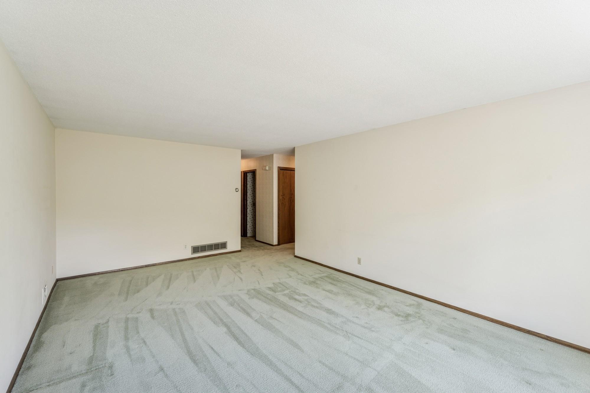 2759 Irene Circle