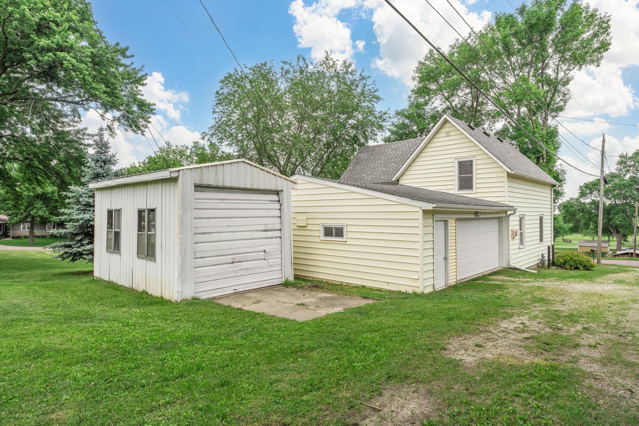 304 3rd Street N