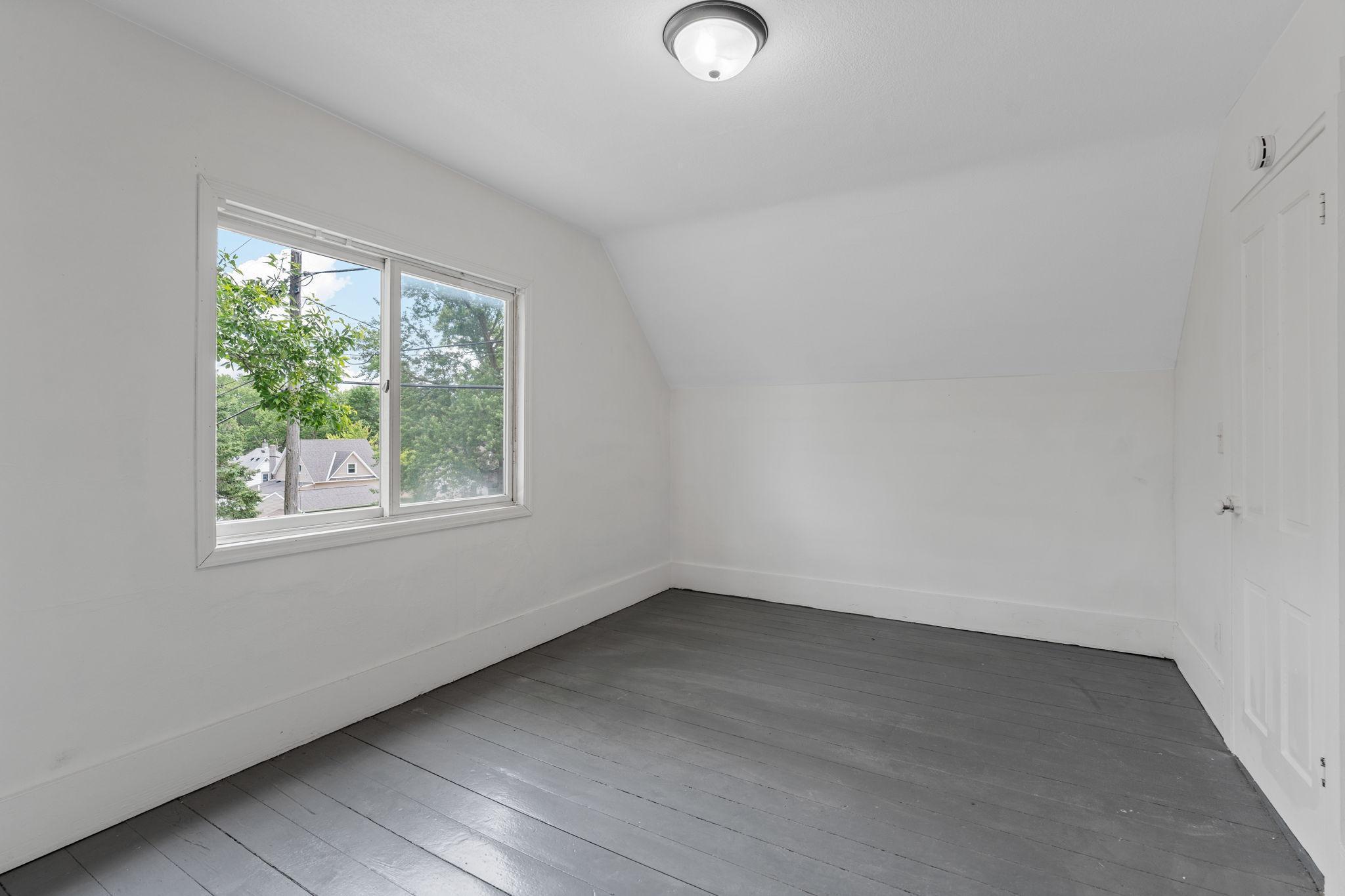 304 3rd Street N