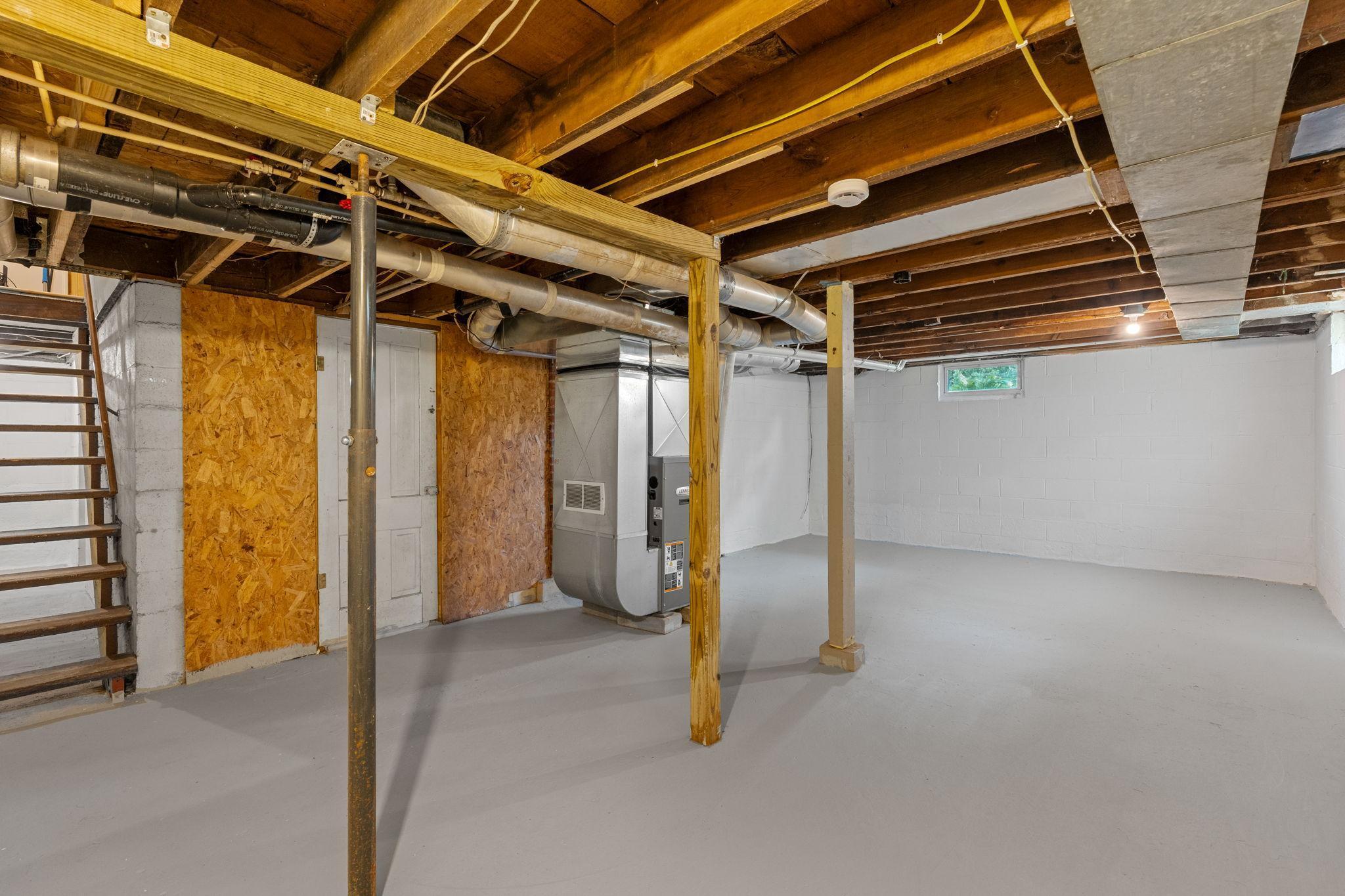 304 3rd Street N