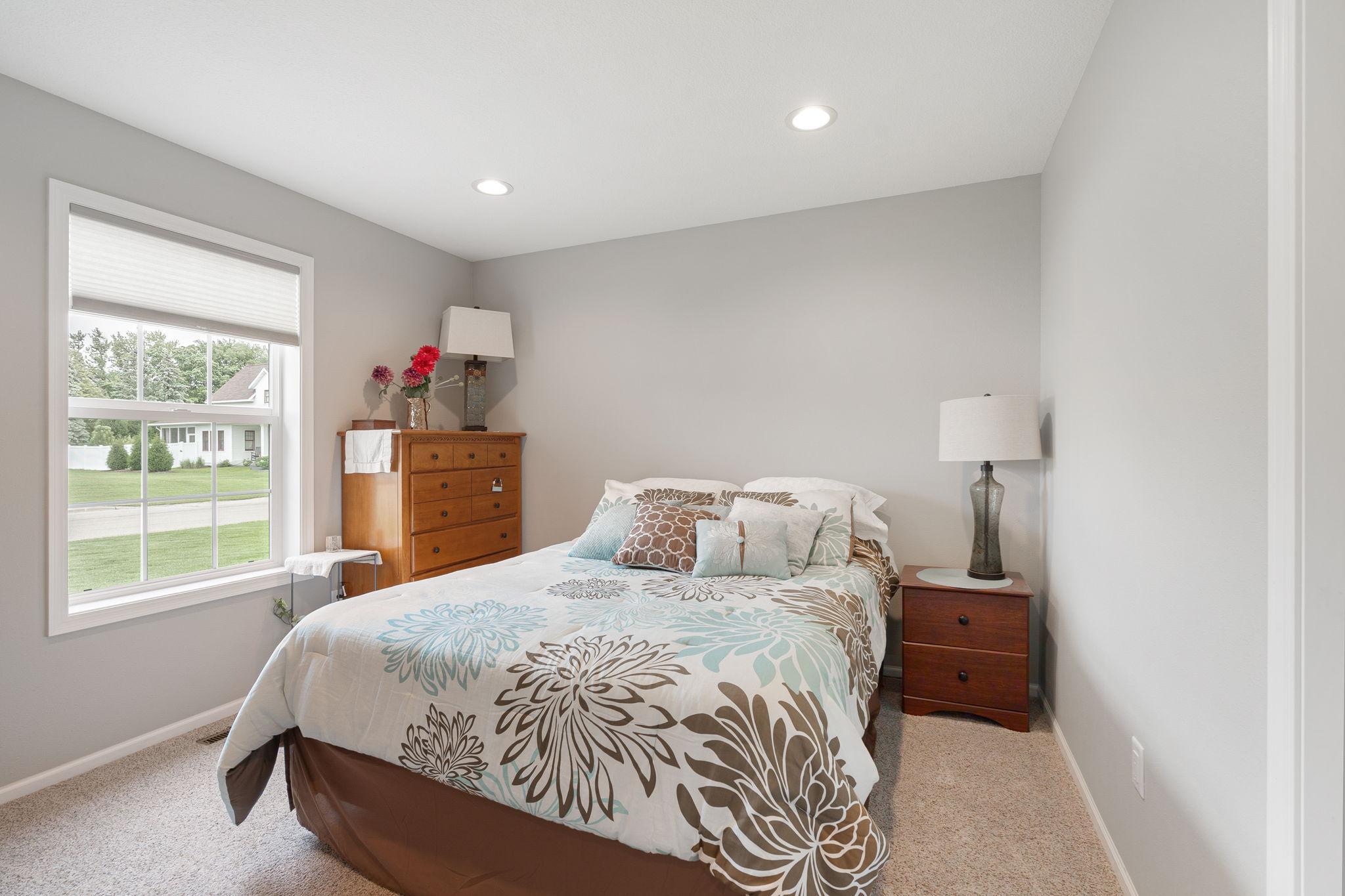 1425 Water Tower Place