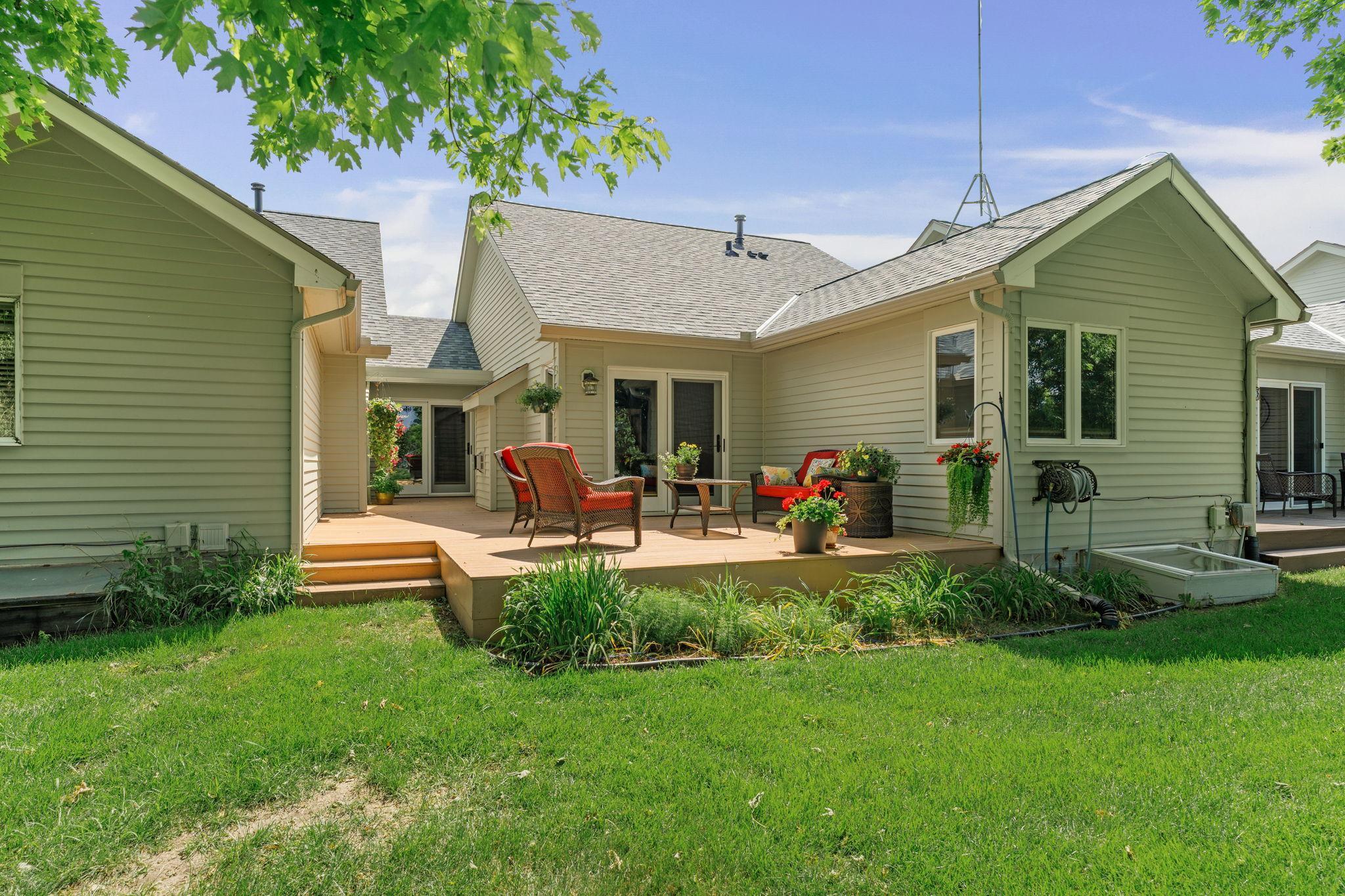 1102 Heywood Road