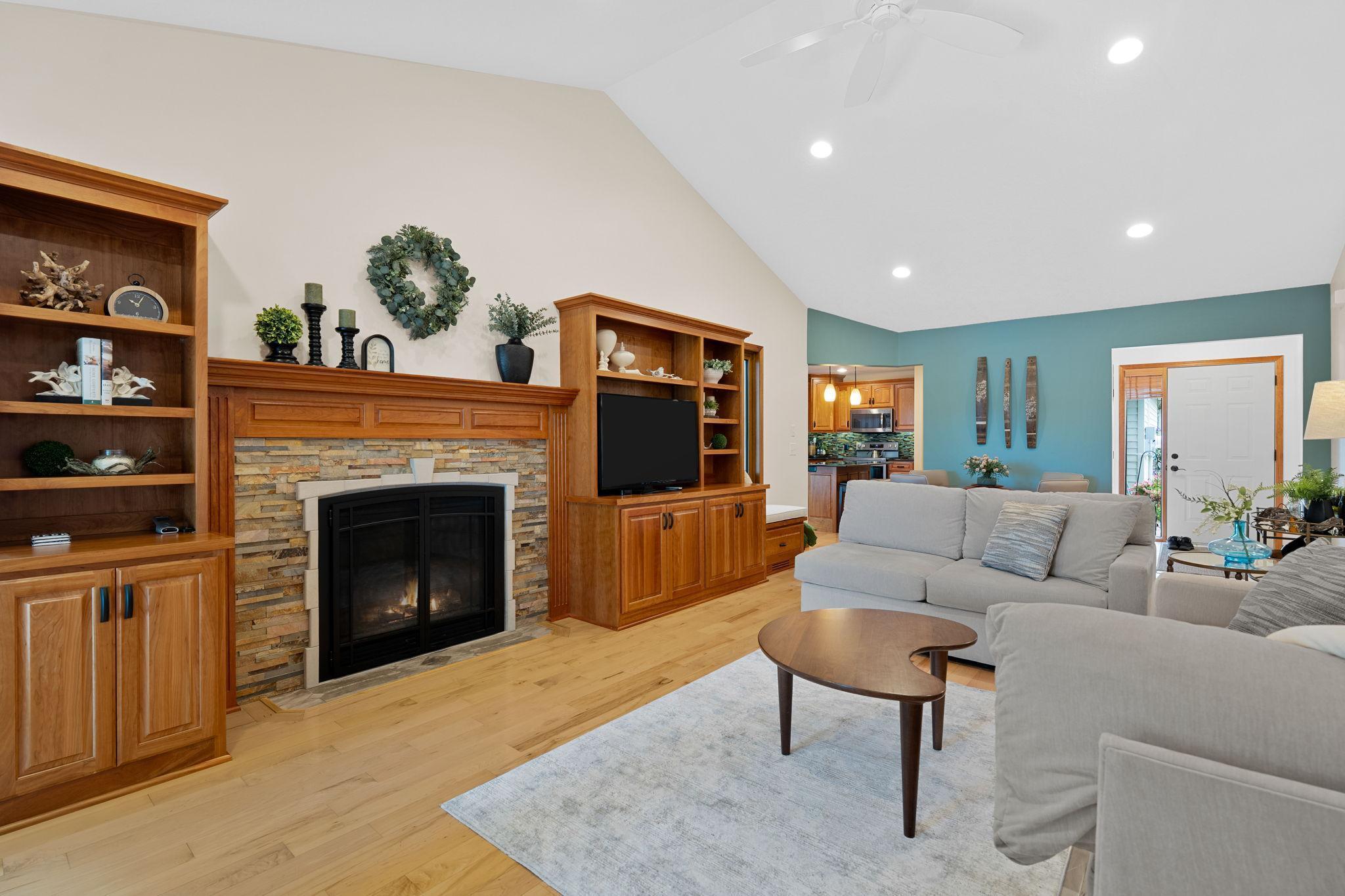 1102 Heywood Road