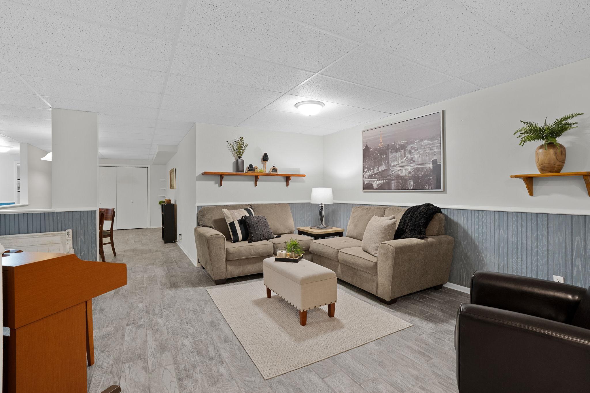 1102 Heywood Road