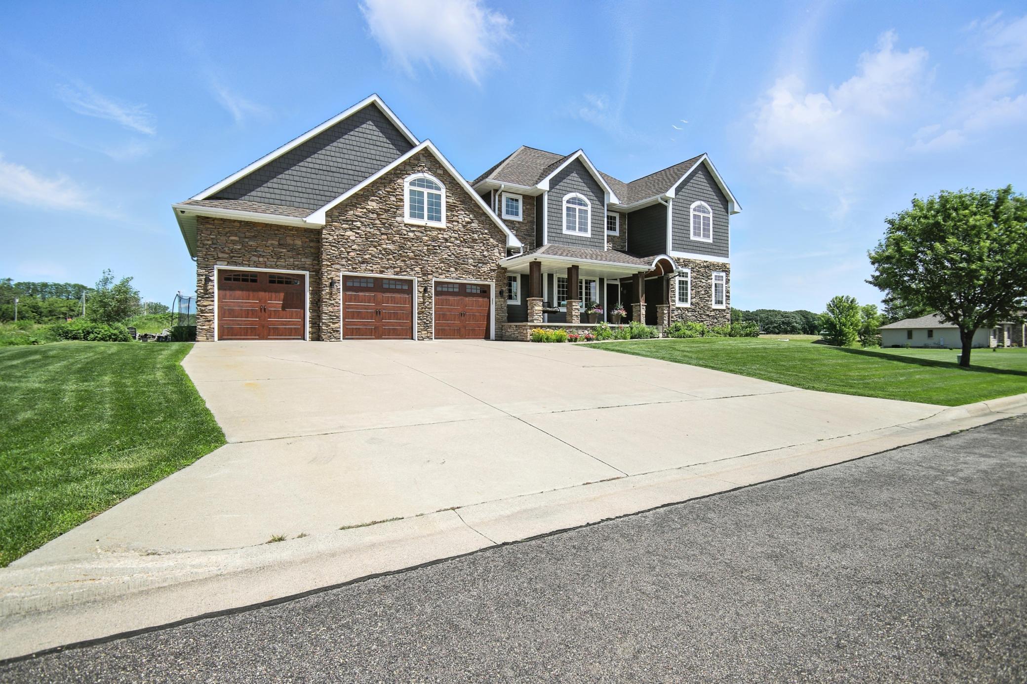 1570 Wood Duck Lane NE