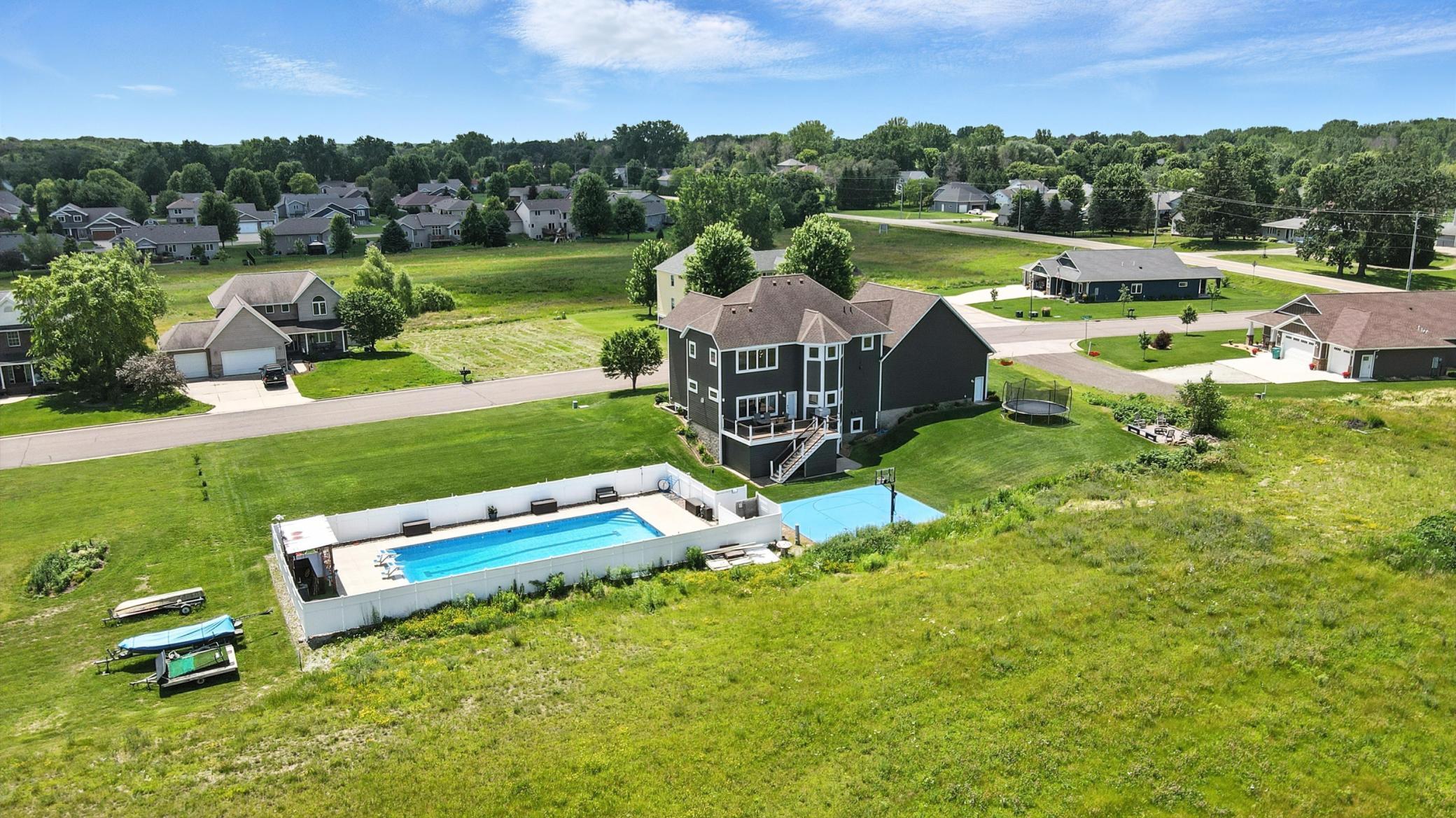 1570 Wood Duck Lane NE