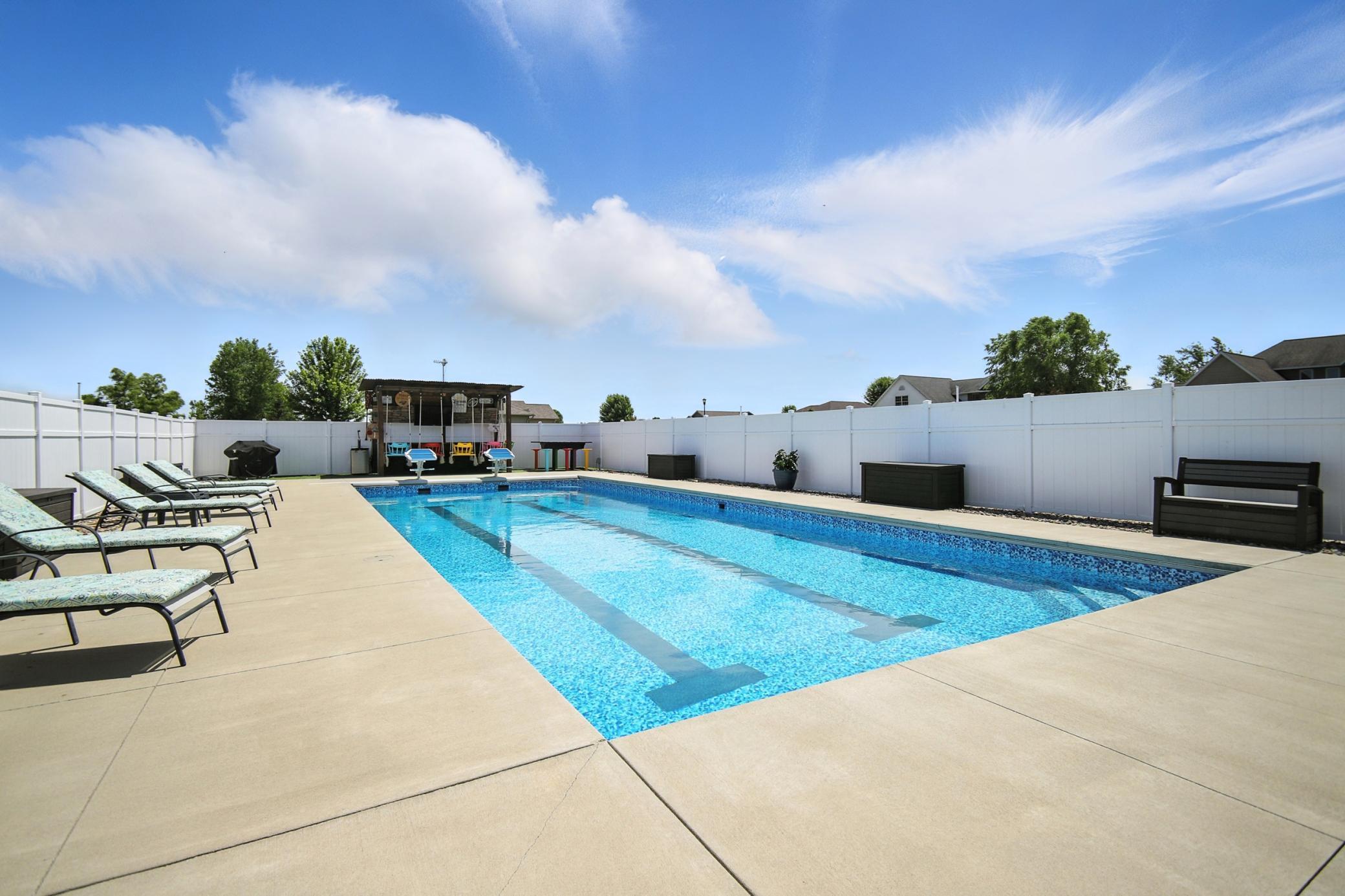 1570 Wood Duck Lane NE