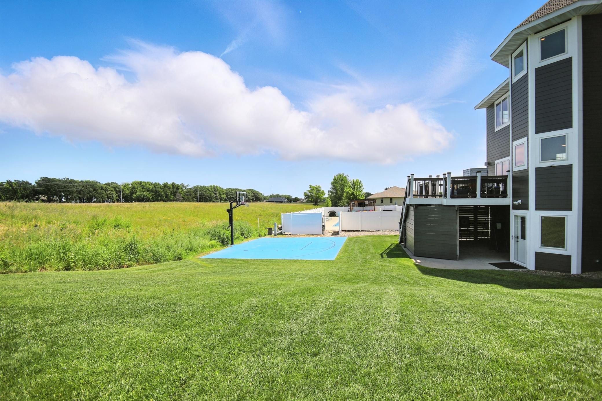 1570 Wood Duck Lane NE