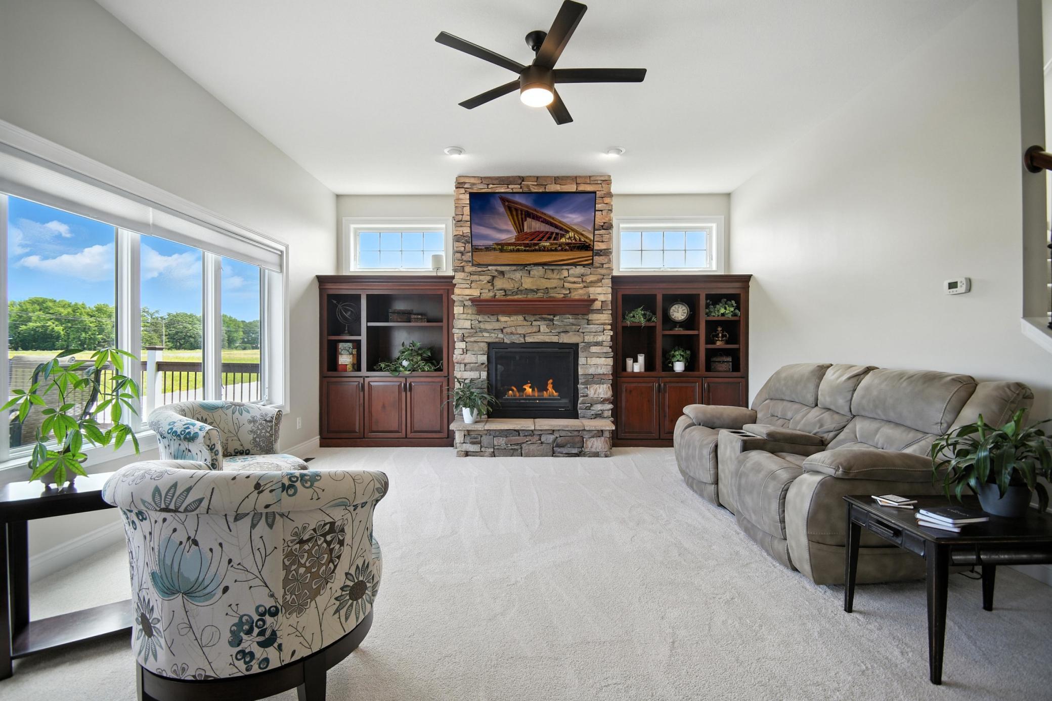 1570 Wood Duck Lane NE