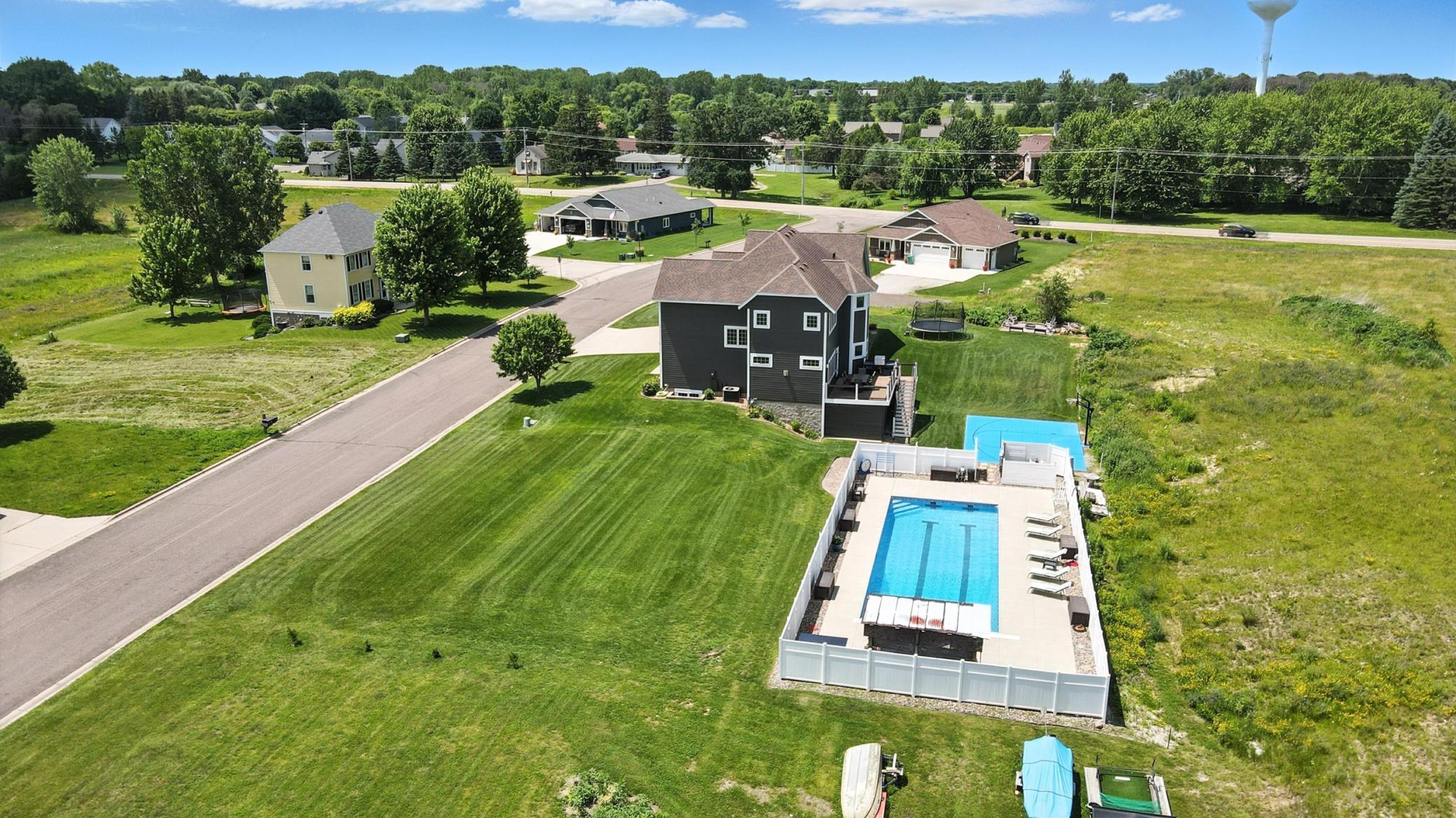 1570 Wood Duck Lane NE