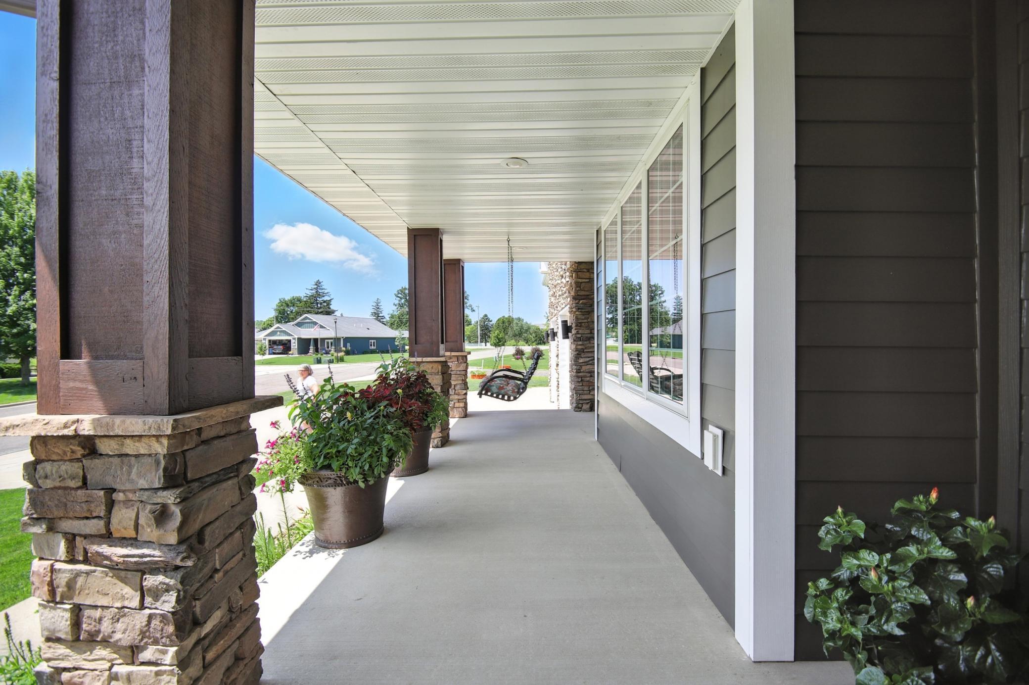 1570 Wood Duck Lane NE