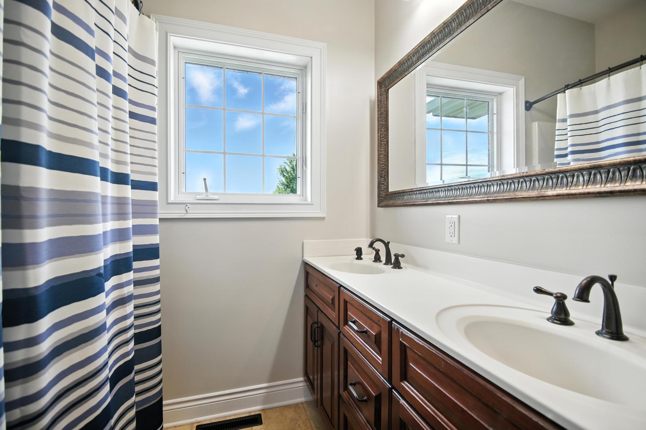 1570 Wood Duck Lane NE