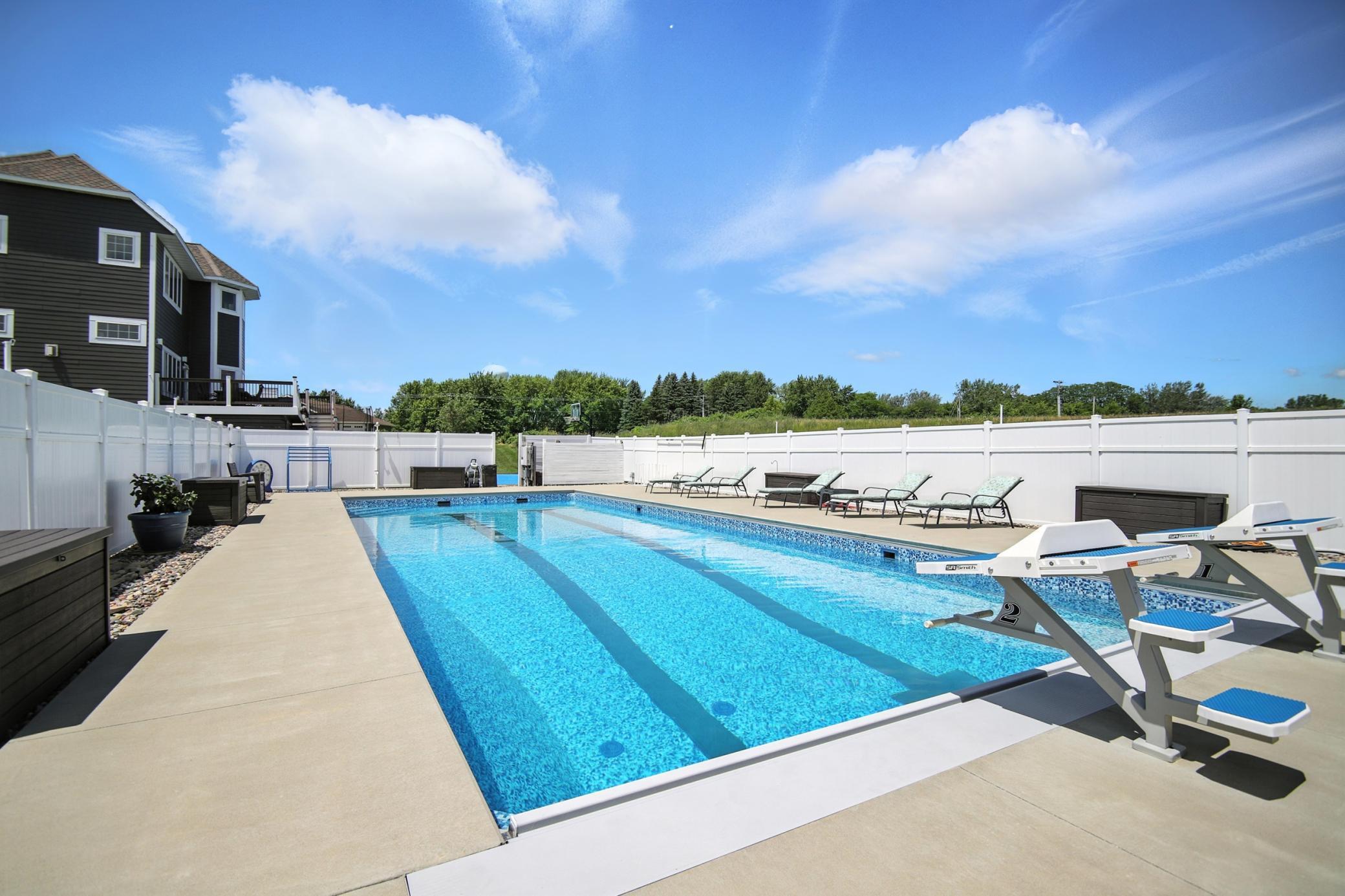 1570 Wood Duck Lane NE