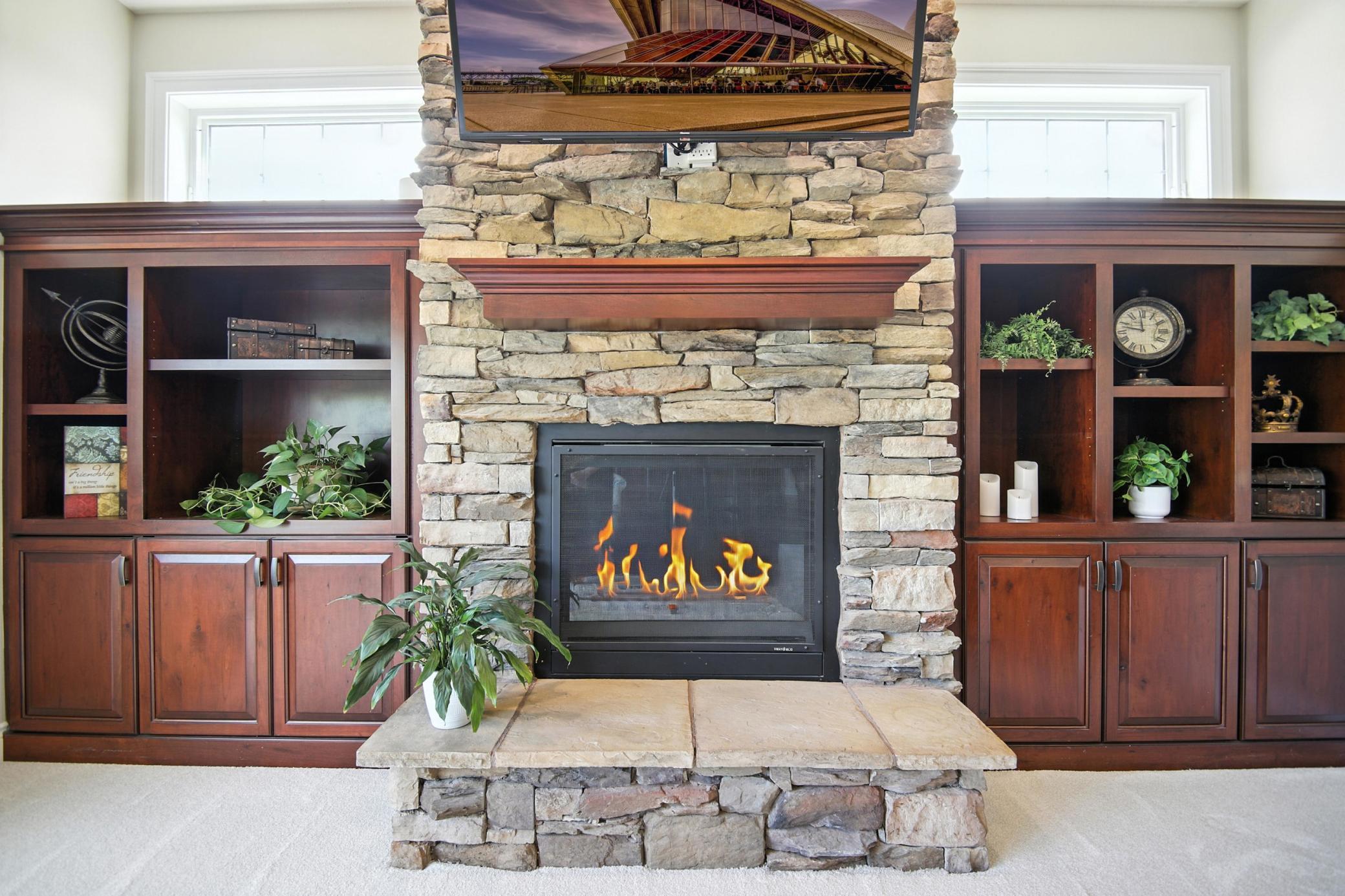 1570 Wood Duck Lane NE