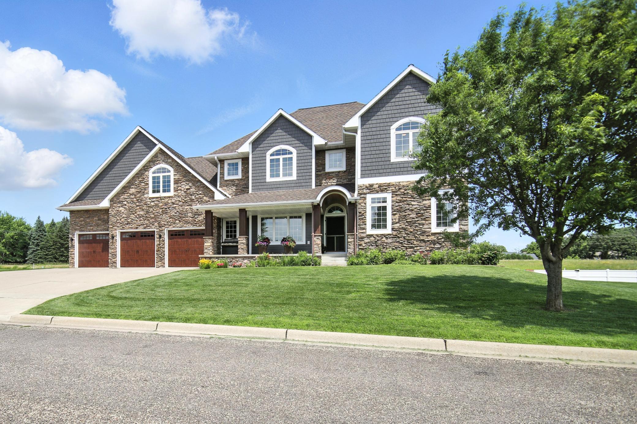 1570 Wood Duck Lane NE