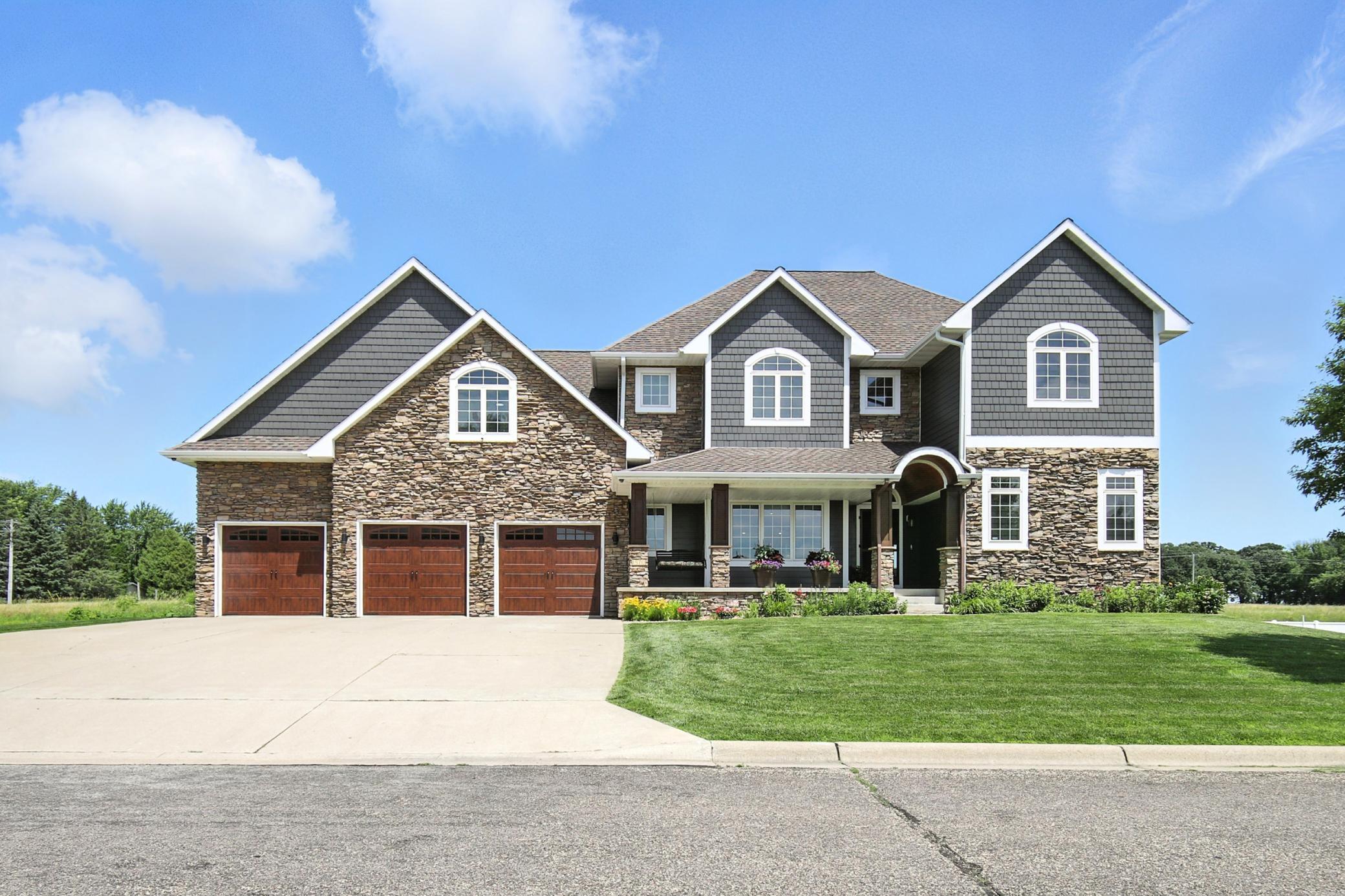 1570 Wood Duck Lane NE