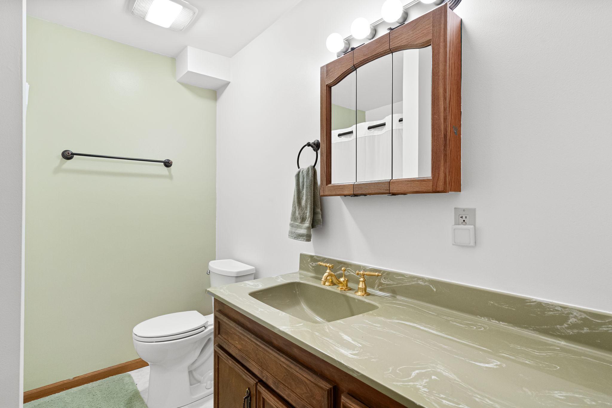 1299 Bellflower Lane NE