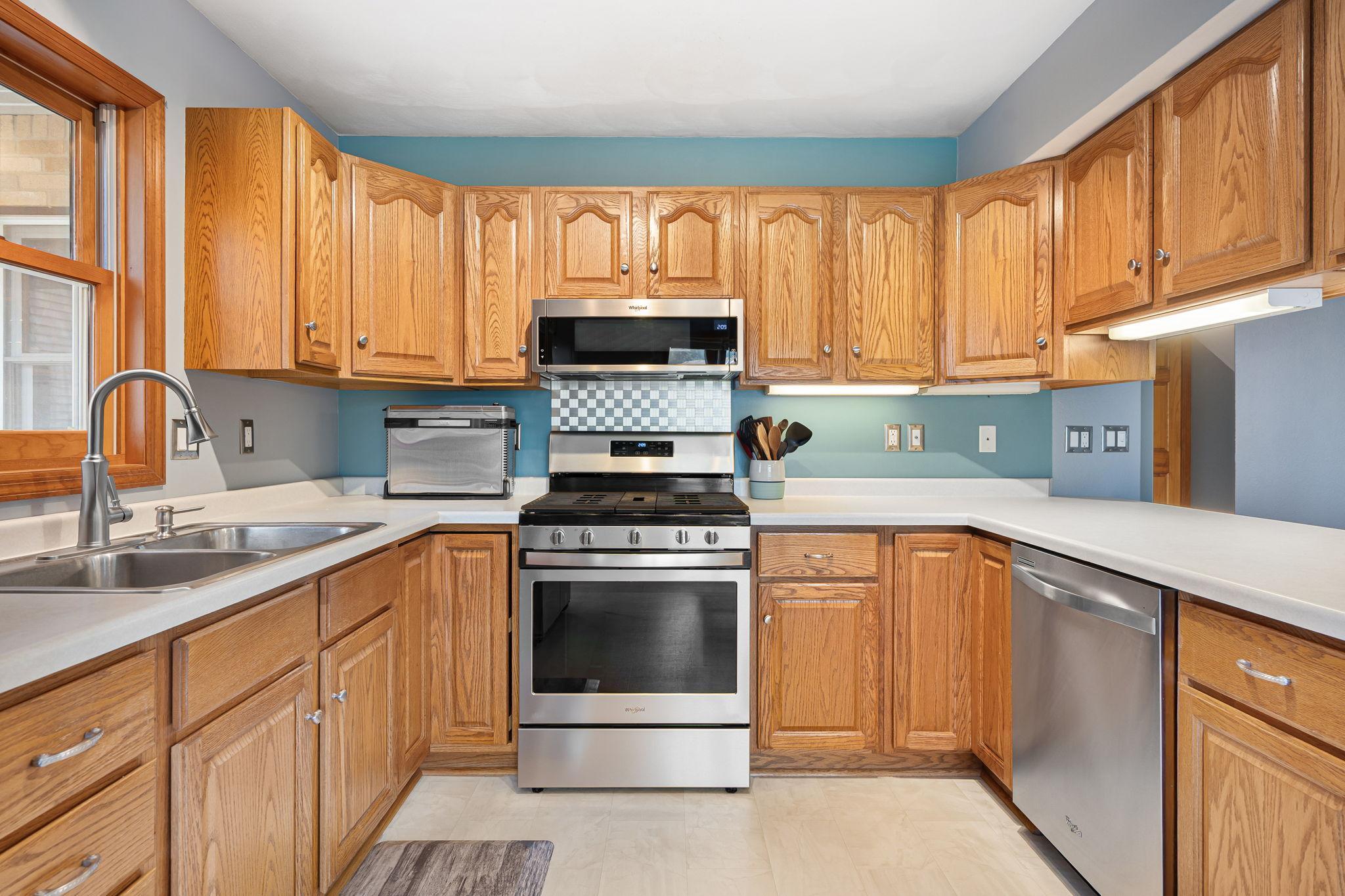 1299 Bellflower Lane NE