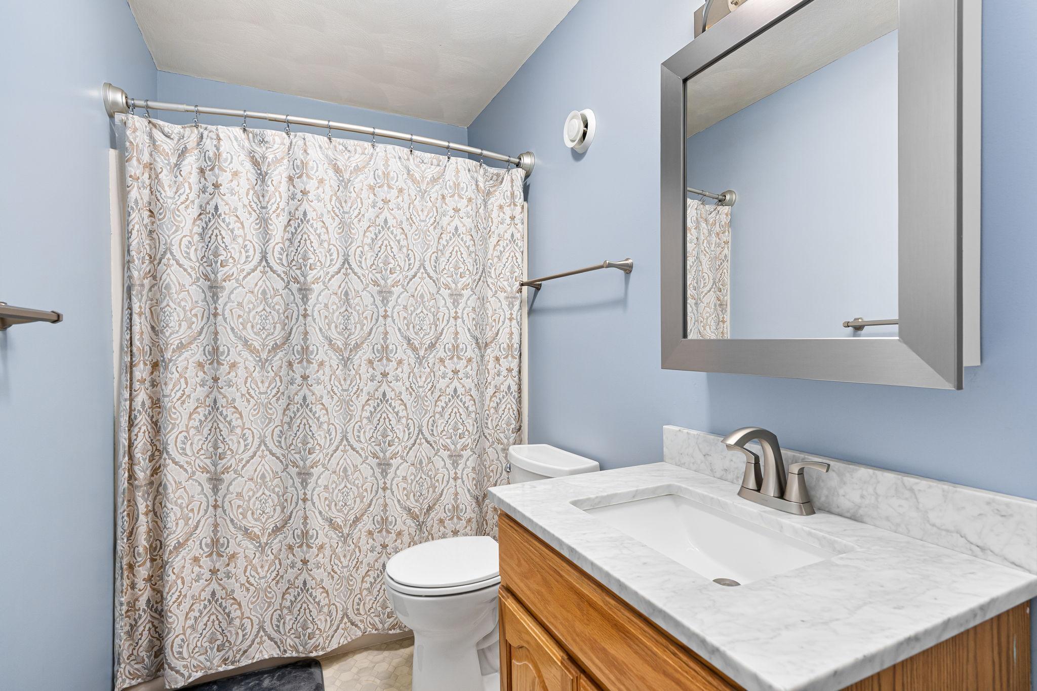 1299 Bellflower Lane NE