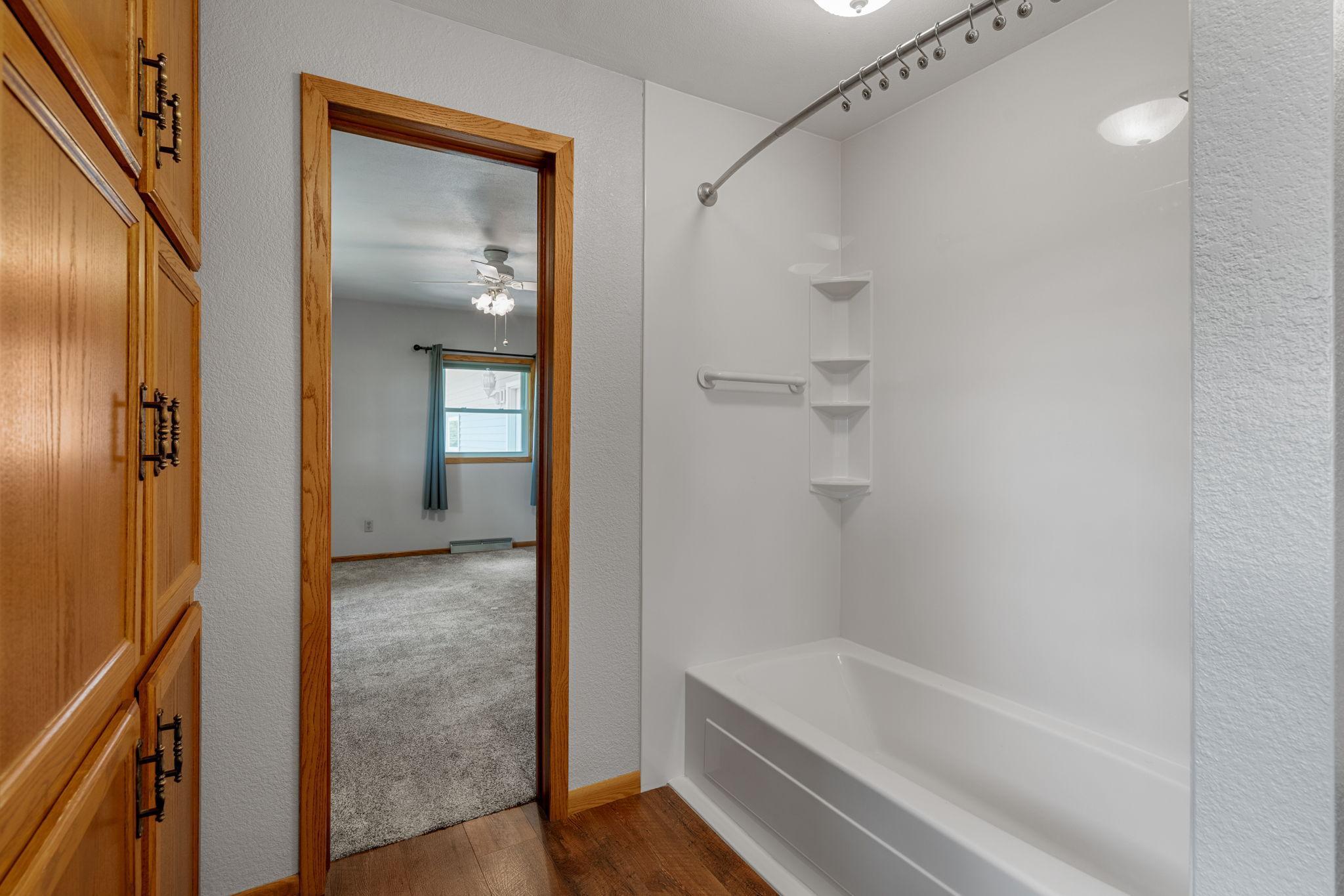 3820 SW 8th Street