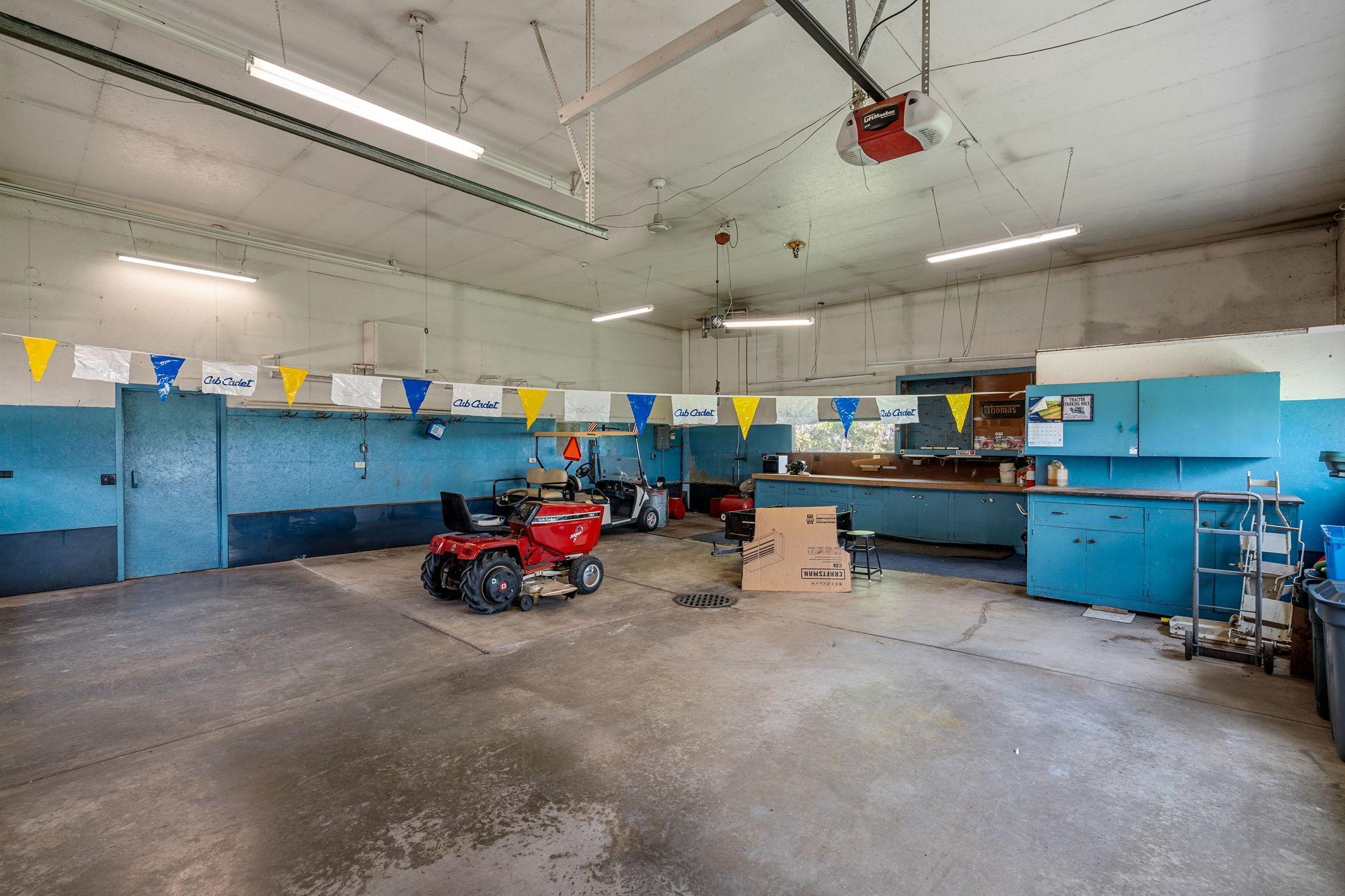 3820 SW 8th Street