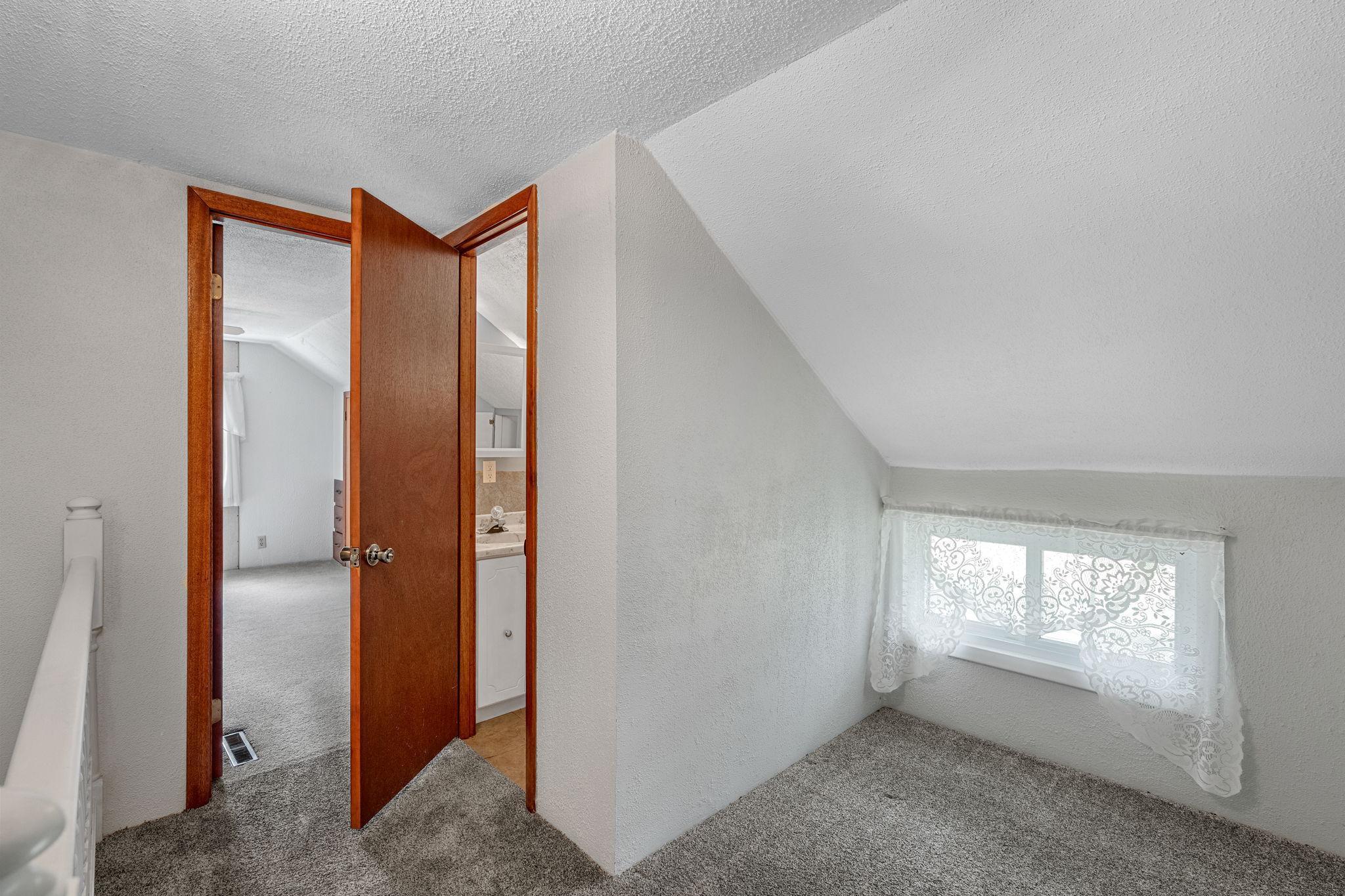 3820 SW 8th Street