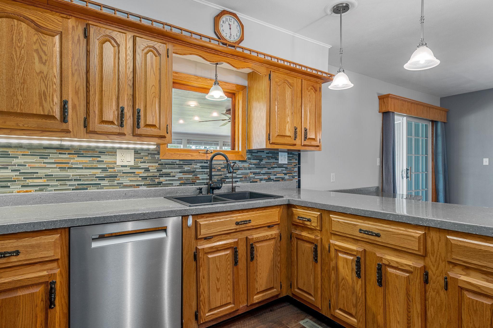 3820 SW 8th Street