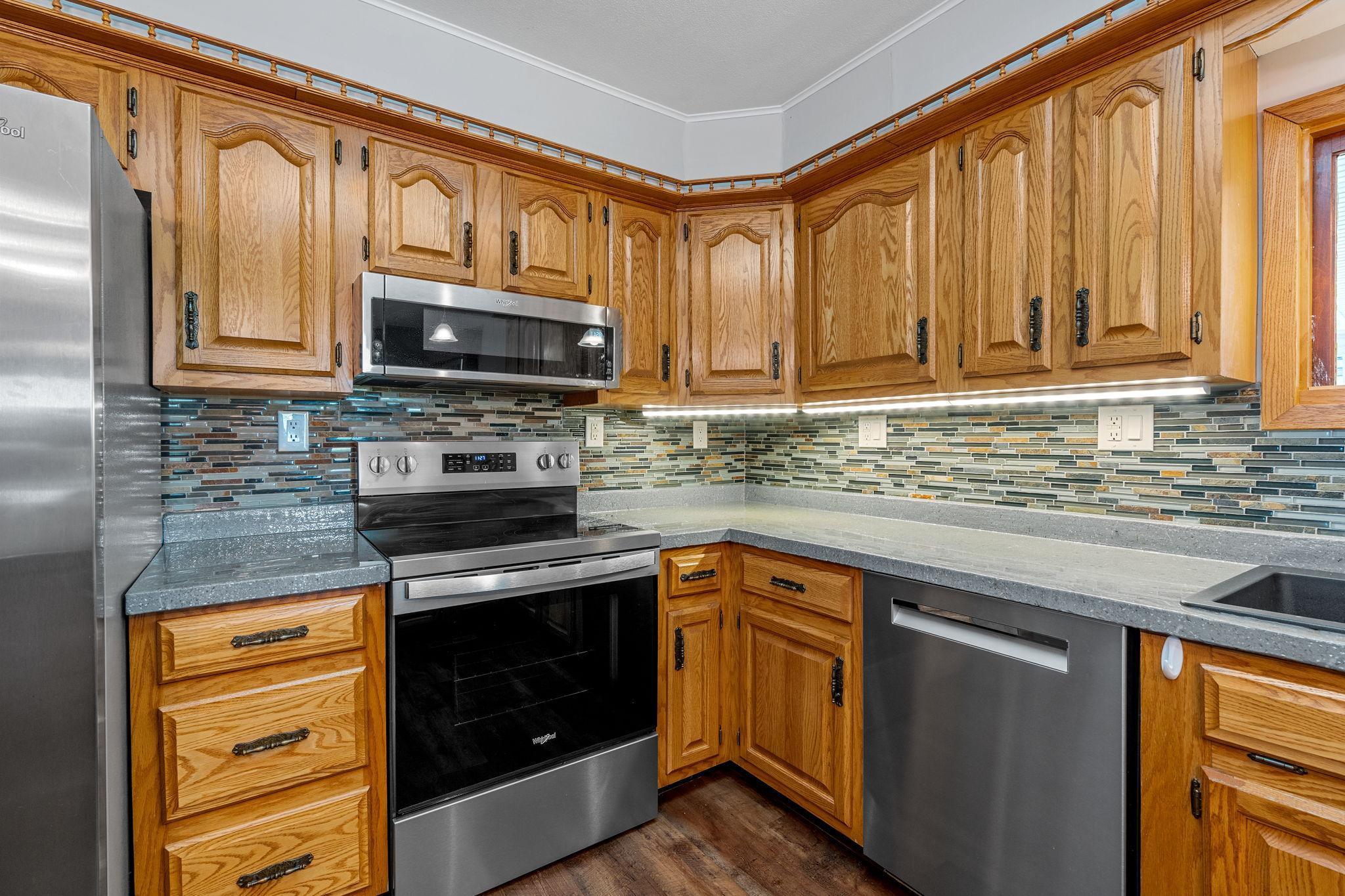 3820 SW 8th Street
