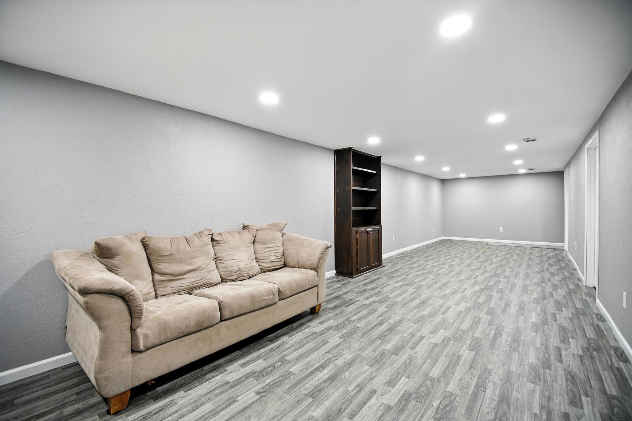 916 Westwood Drive