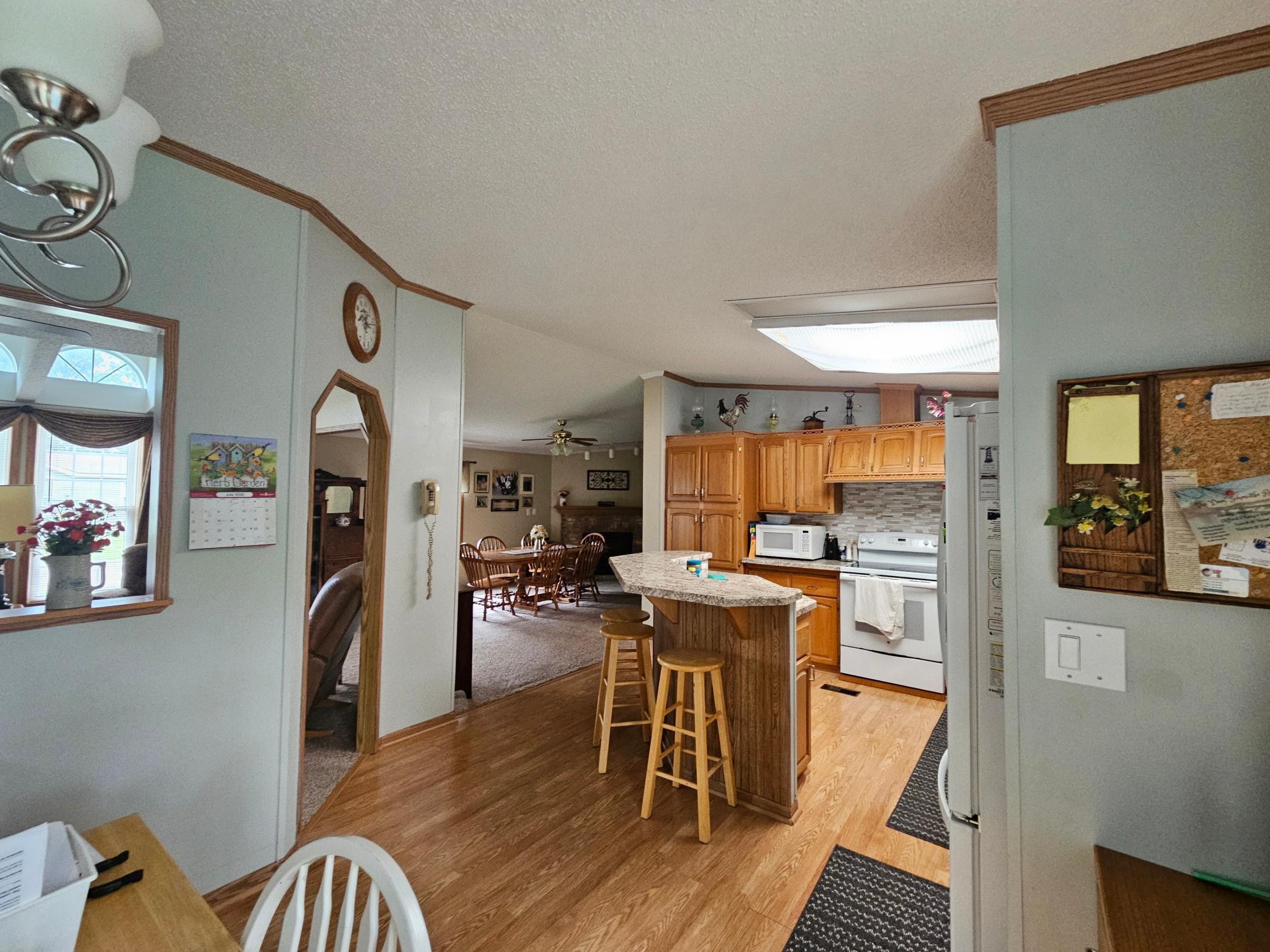 204 W Sidney Street W