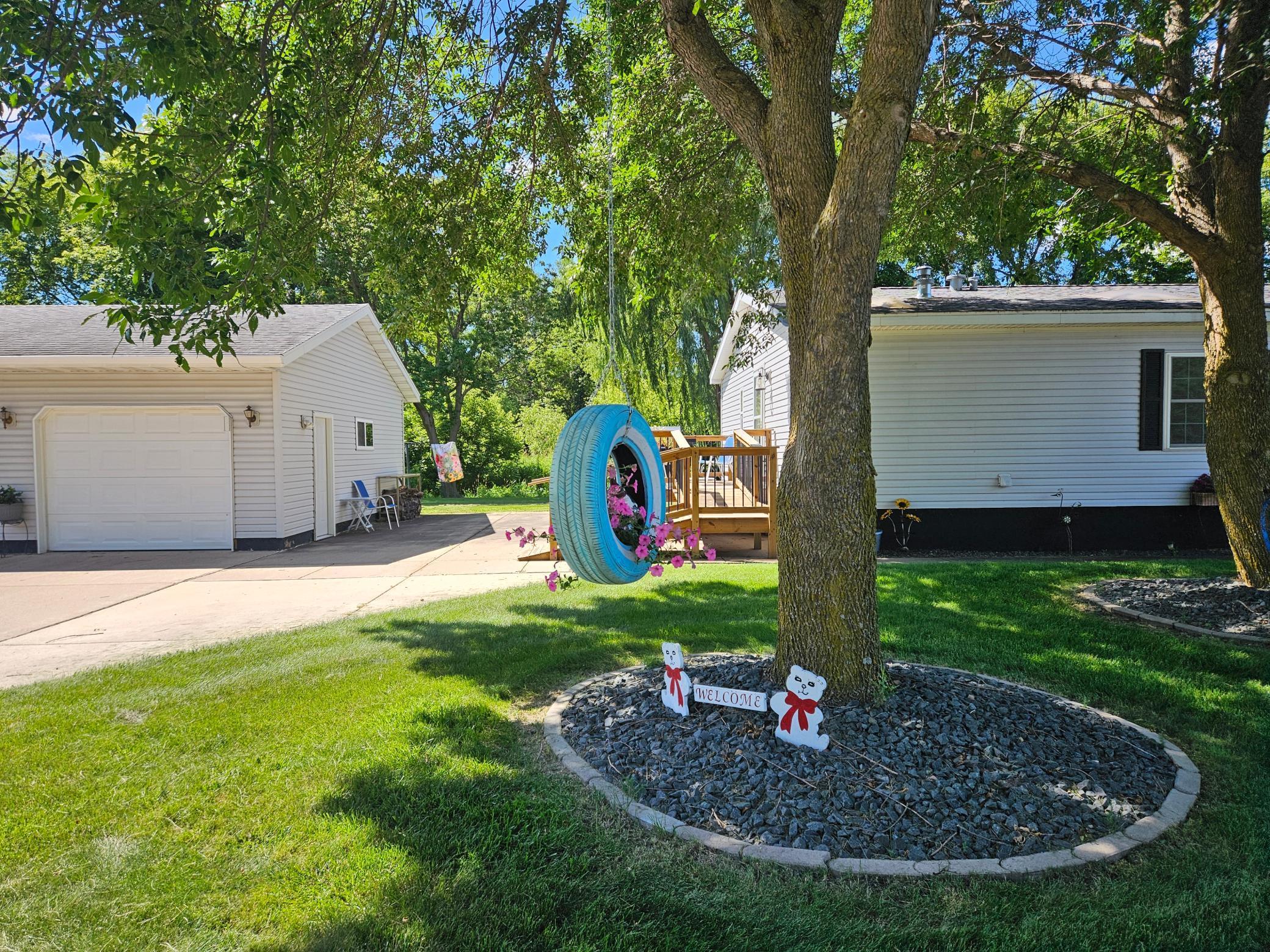 204 W Sidney Street W
