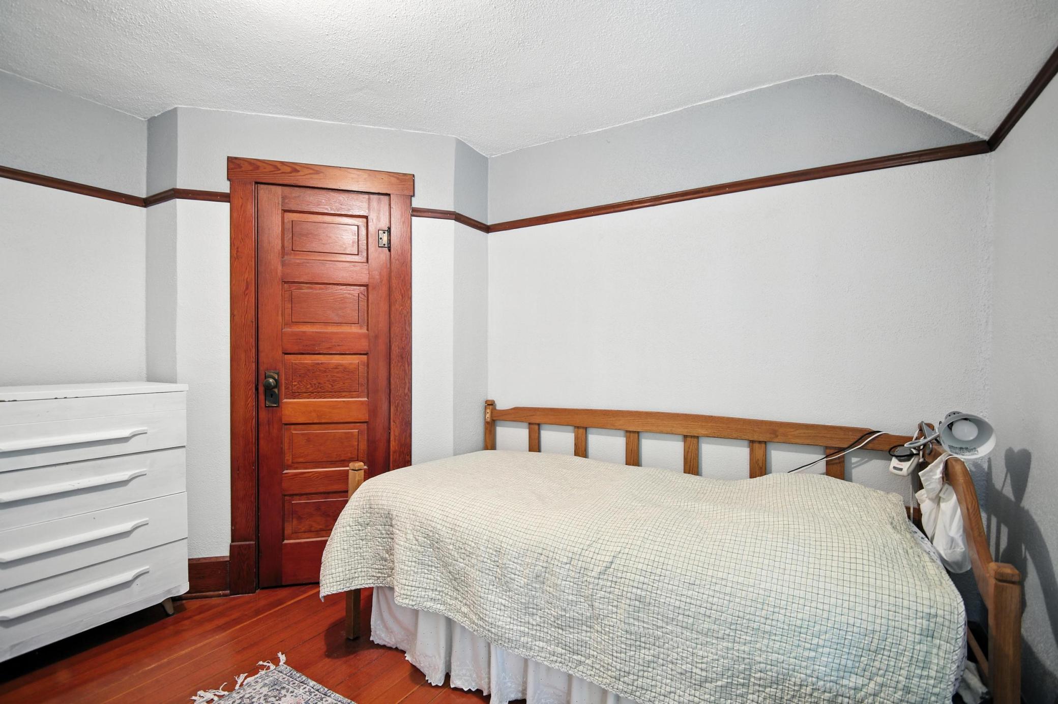 5603 NW 102nd Avenue