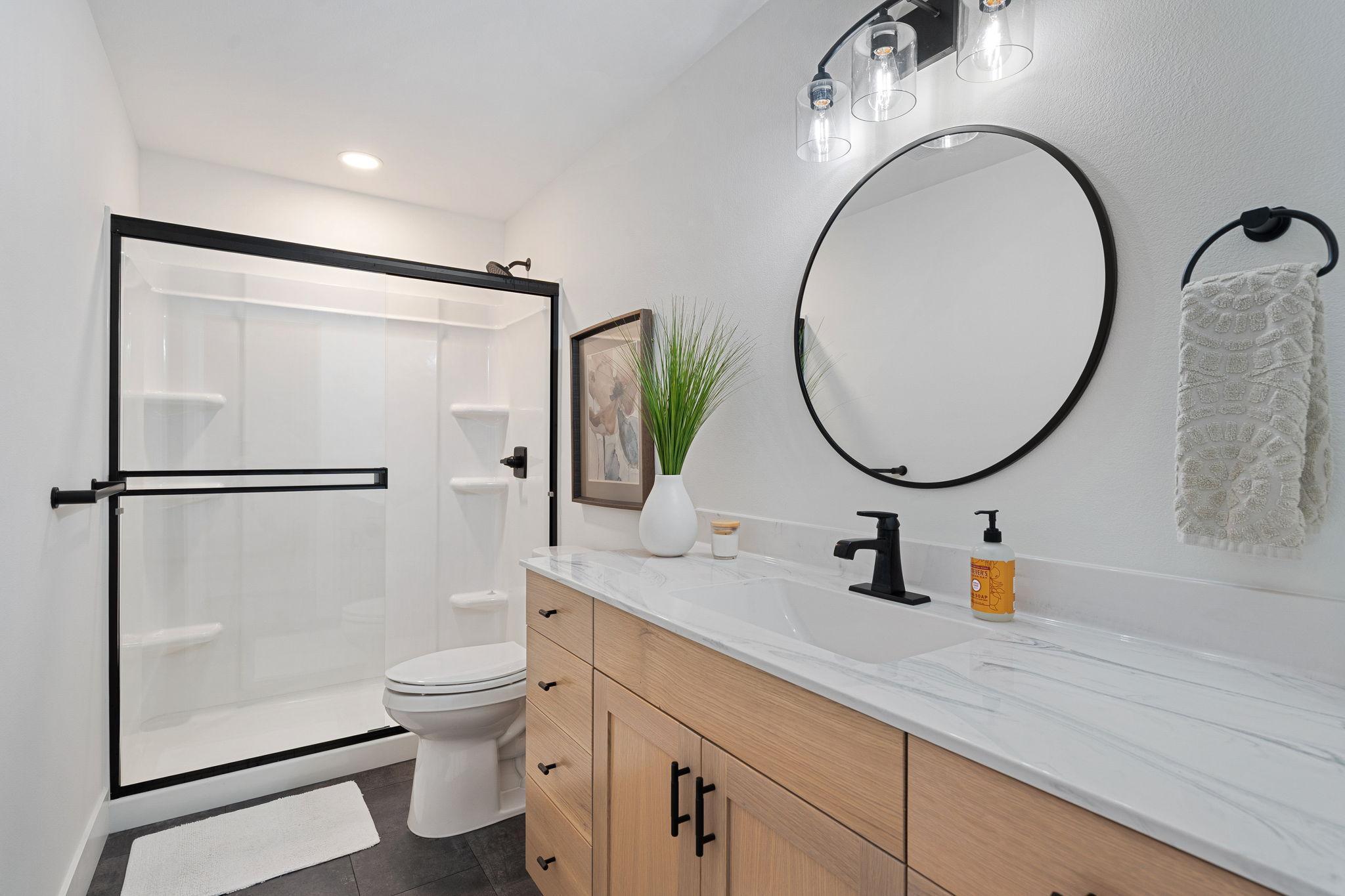 207 Bouldercrest Avenue NE